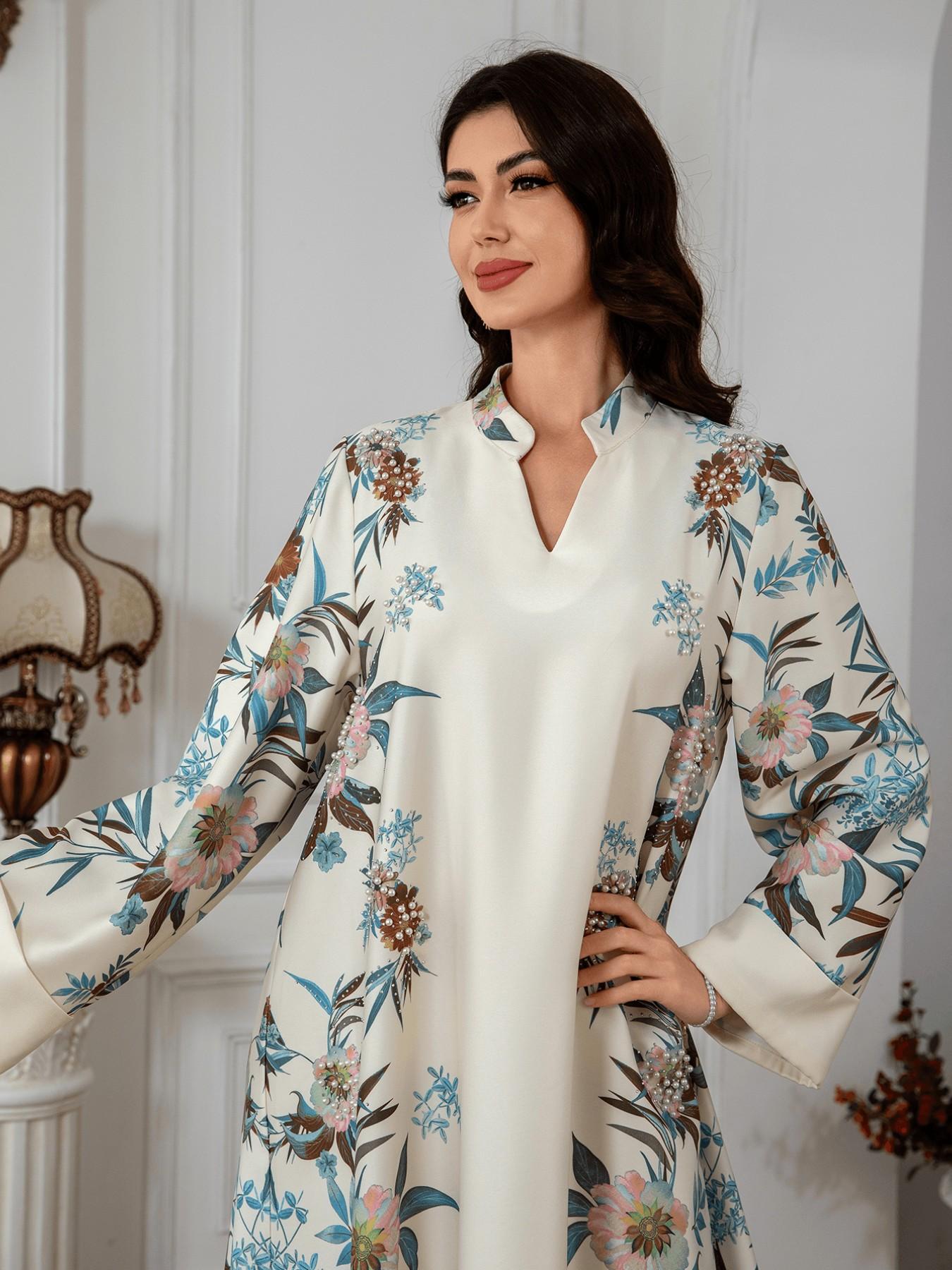 Elegant Muslim Women Long Robe Printed Dress Jalabiya, Stylish Floral Pattern, Comfortable and Chic, Perfect for Daily Wear