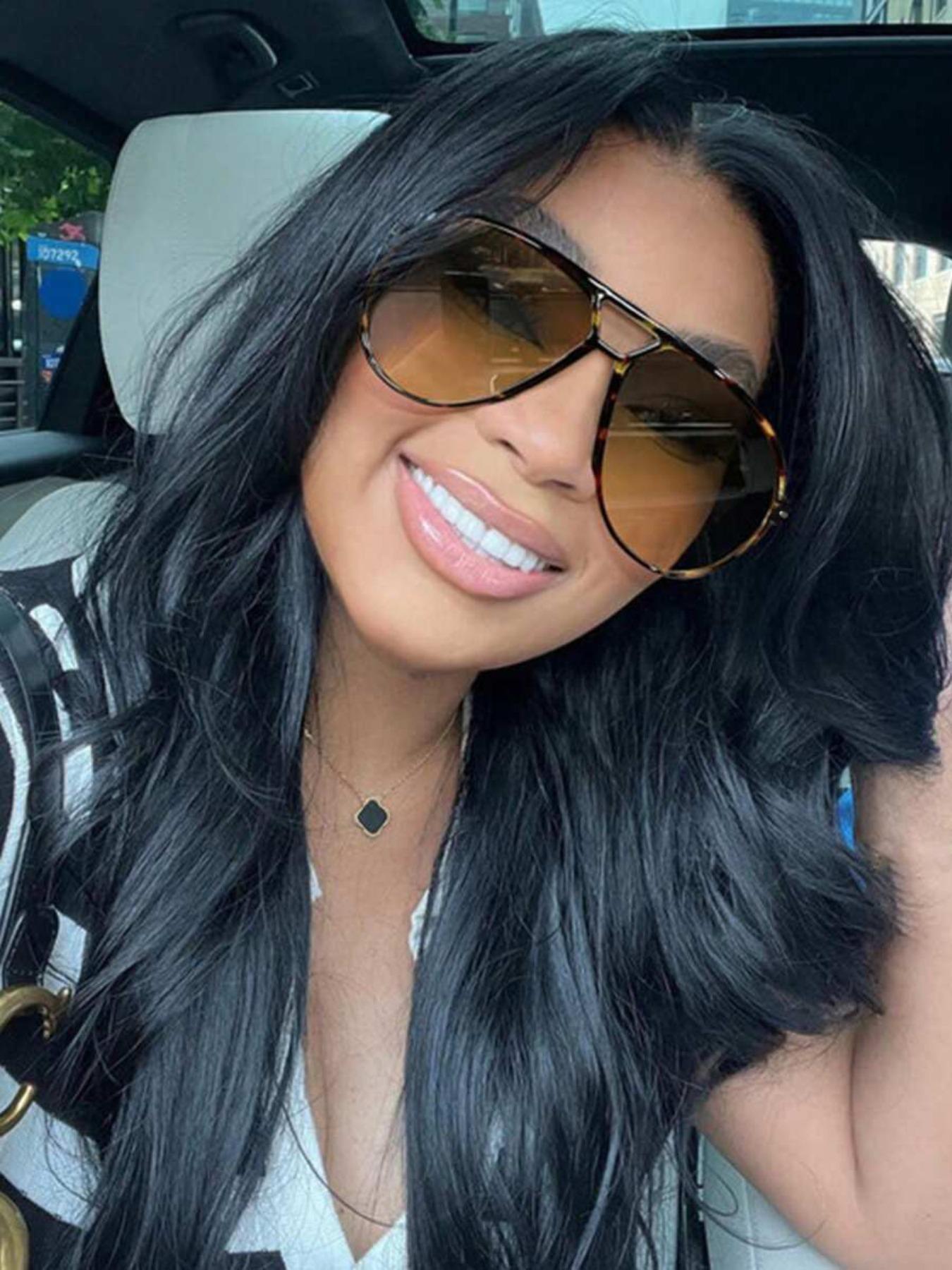 Women's Ombre Tinted Lens Sunglasses, Trendy Casual Full Rim Sunglasses for Everyday Use, Fashion Accessories for Outdoor Activities, Modern Trendy Sunglasses