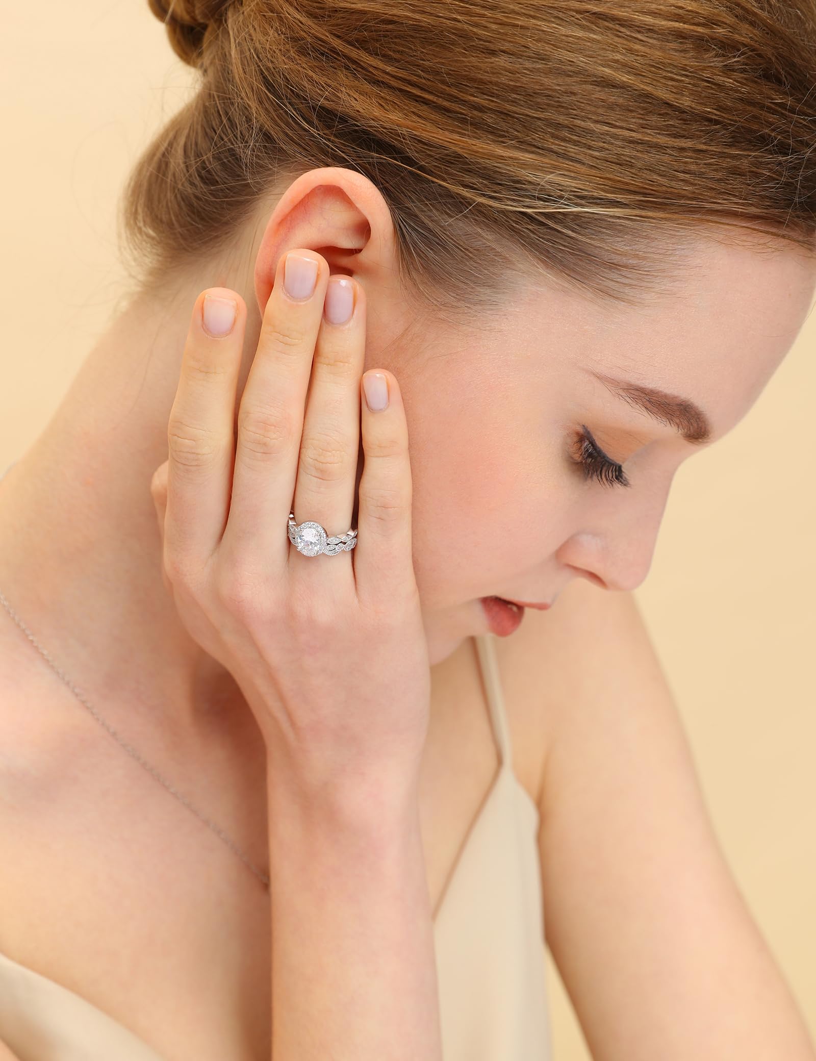 EAMTI 1.5CT 925 Sterling Silver Bridal Rings Sets Oval Cubic Zirconia Halo CZ Engagements Wedding Bands for Women Promise Rings for Her