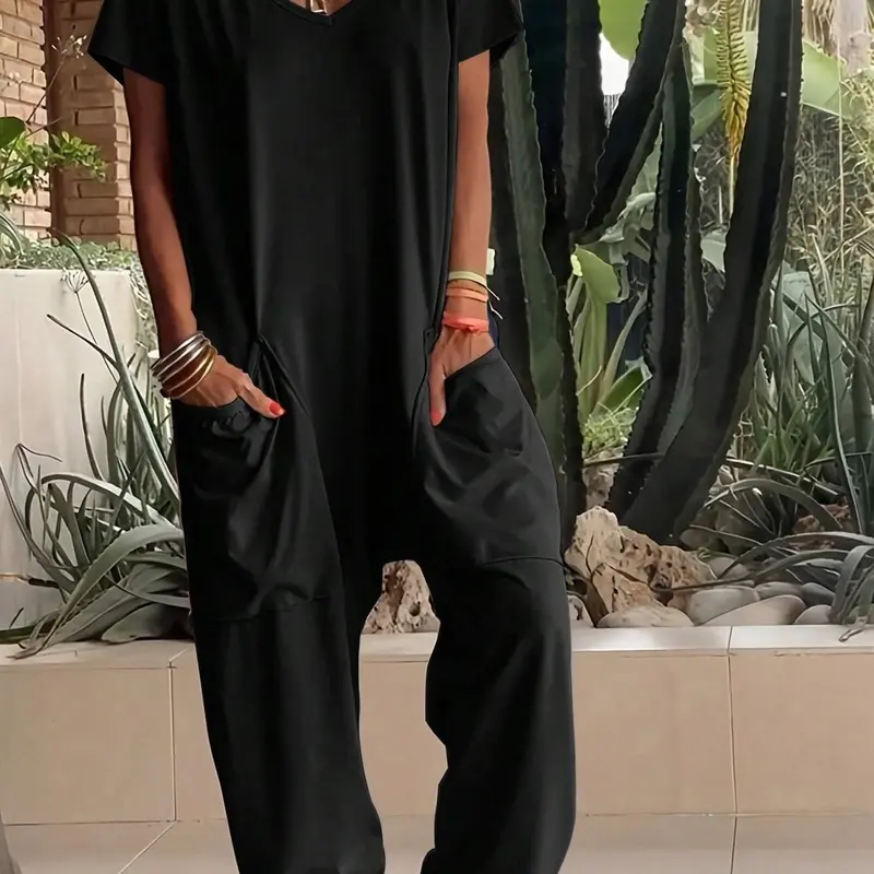 Women's Solid Color V-Neck Oversized Pocket Low Waist Overall Jumpsuit, Fashion Overalls, Loose Fit Overalls, Basic, Casual Summer Jumpsuits Home Wear, Comfortable One-Piece Pants, Perfect for Daily Use