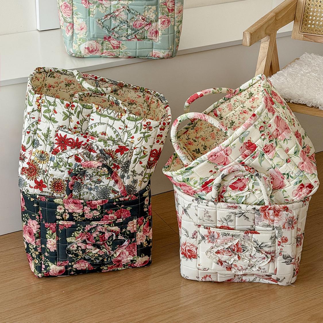 Large Flower Series Retro Floral Quilted Storage Basket, Foldable Fabric Handheld Basket, Home Organizer for Clothes and Toys, Space-Saving Spliced Retro Floral Storage Bin, Foldable Organizer for Storing Clothes, Towels, Toys, Travel and Picnic Supplies