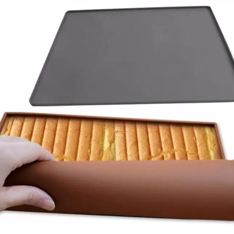 Silicone Baking Mat with Oil Brush, Multi-Functional Non-Stick Swiss Roll Tray Pad, Heat Resistant Table Mat, Food Grade Silicone, Reusable Bakery mat