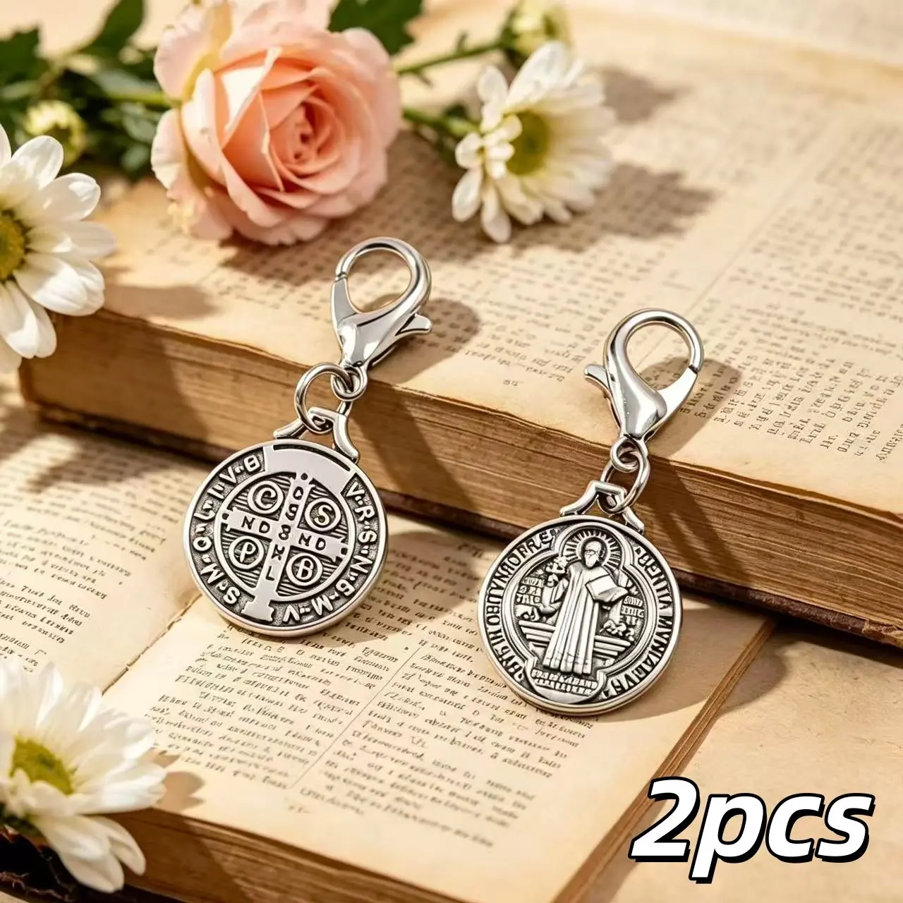 2 pieces of Saint Benedict Exorcism Medal Keychain Decorations, the Peace Saint Benedict Keychain Decoration, can be used for bag decoration, mobile phone decoration, keychain decoration, festival party gifts, Halloween gifts keychain