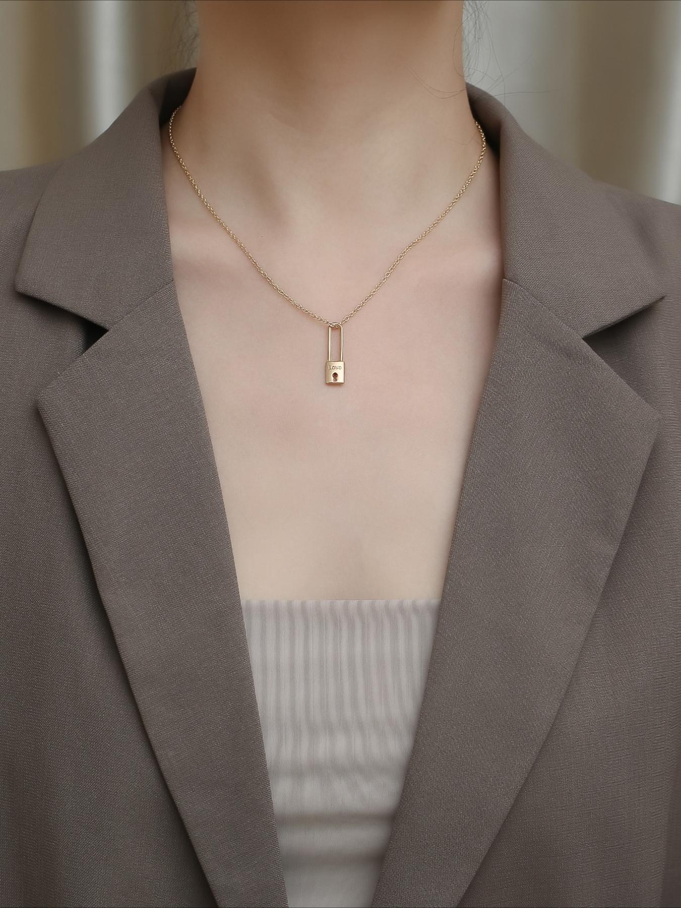 Creative LOVE Long Lock Pendant Necklace, Personalized Stainless Steel Necklace, Versatile Daily Accessory