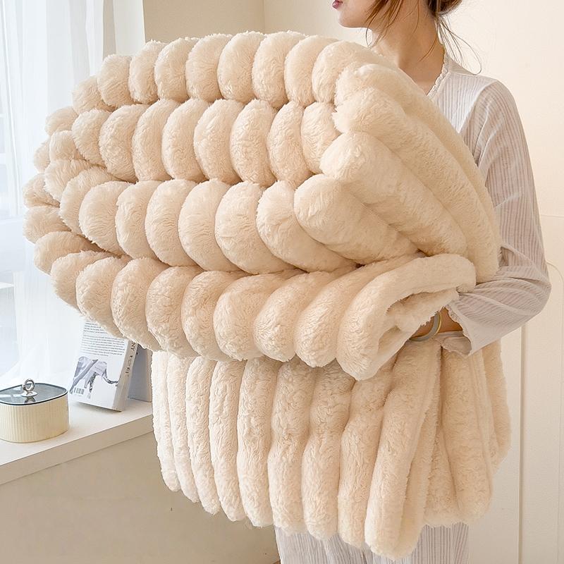 Faux Rabbit Fur Soft Fleece Blanket, Soft Fluffy Blanket, Warm & Cozy Throw Blanket, Versatile All-Season Gift for Home, Office & Travel, Available in Twin/Full/Queen/King Sizes