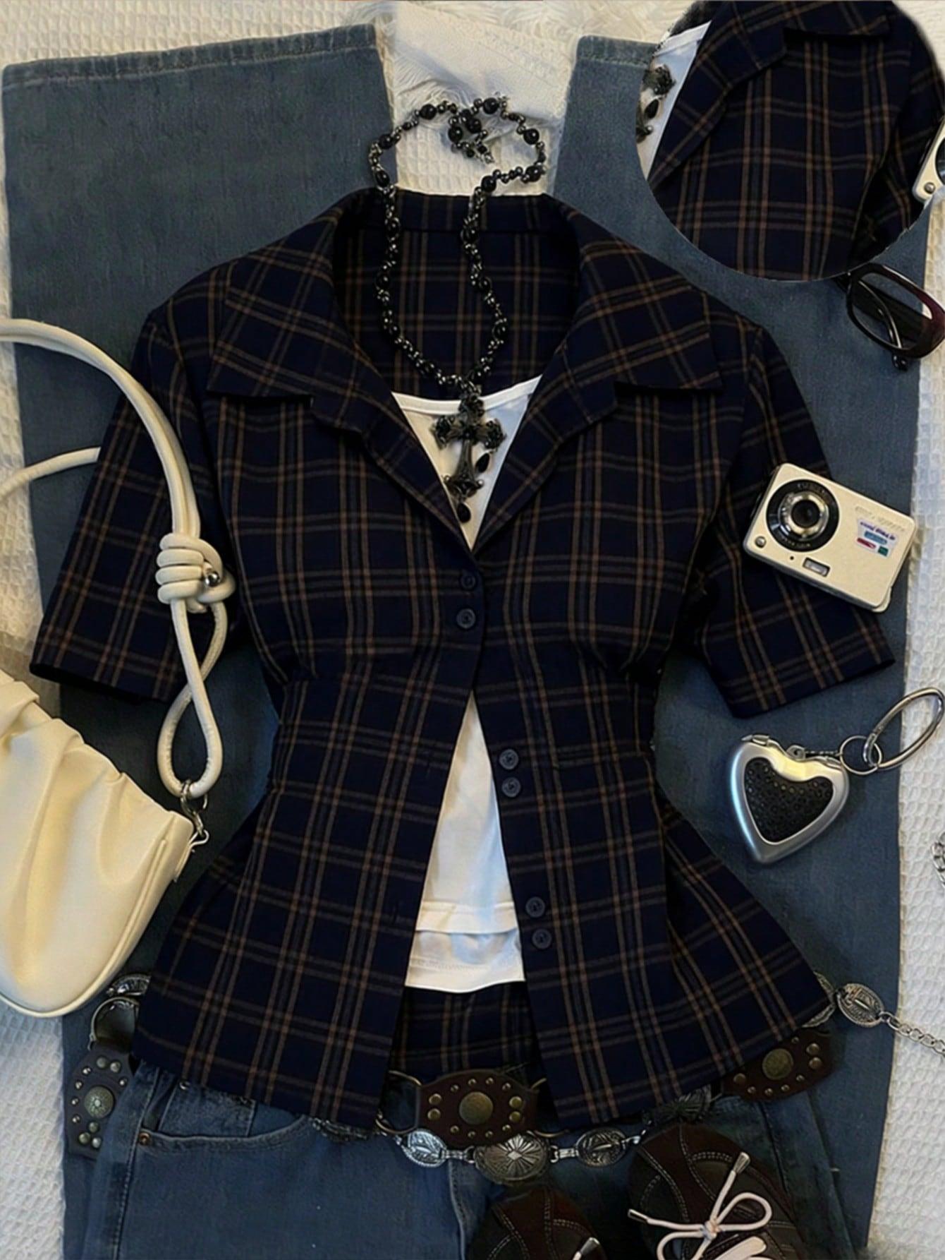 Women's Plaid Pleated Button Shirt Blouse, Vintage Style Fitted Casual Top, Short Sleeve Spring Summer, Suitable for Commuting and Dates, Womenswear