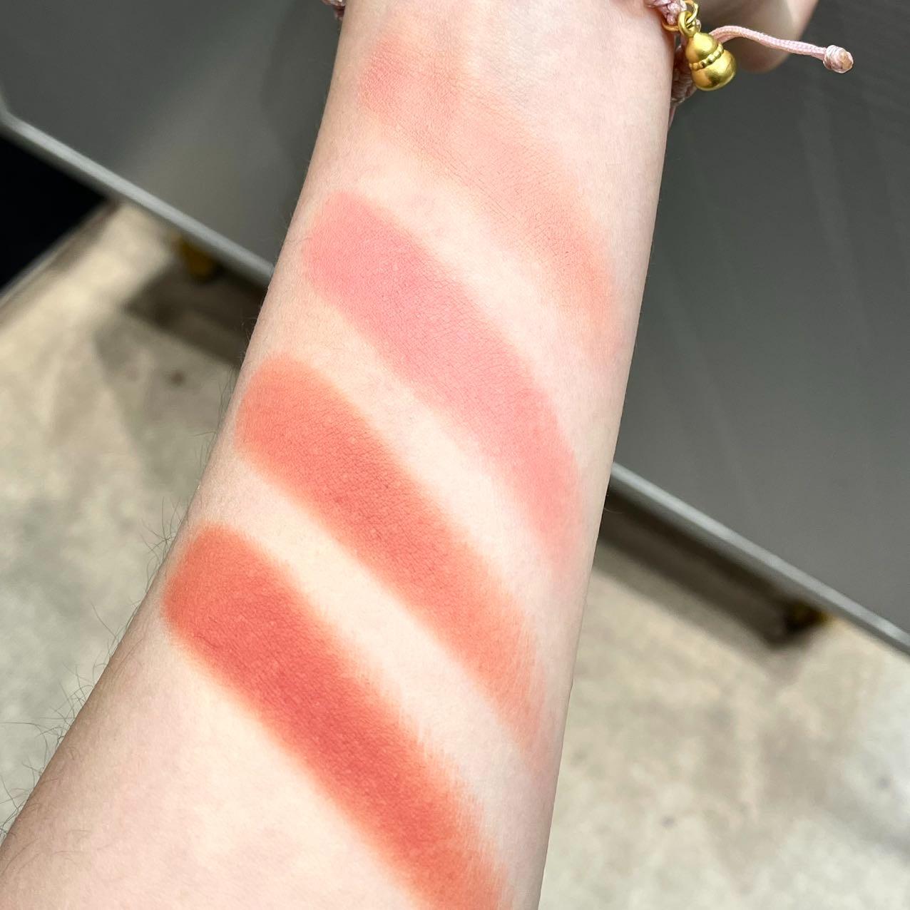 Lightweight Smooth Soft Blush, Matte, 4 Colors Available, Natural Look, Long-Lasting, Waterproof Sweatproof, Ideal Gift, Suitable for All Skin Types