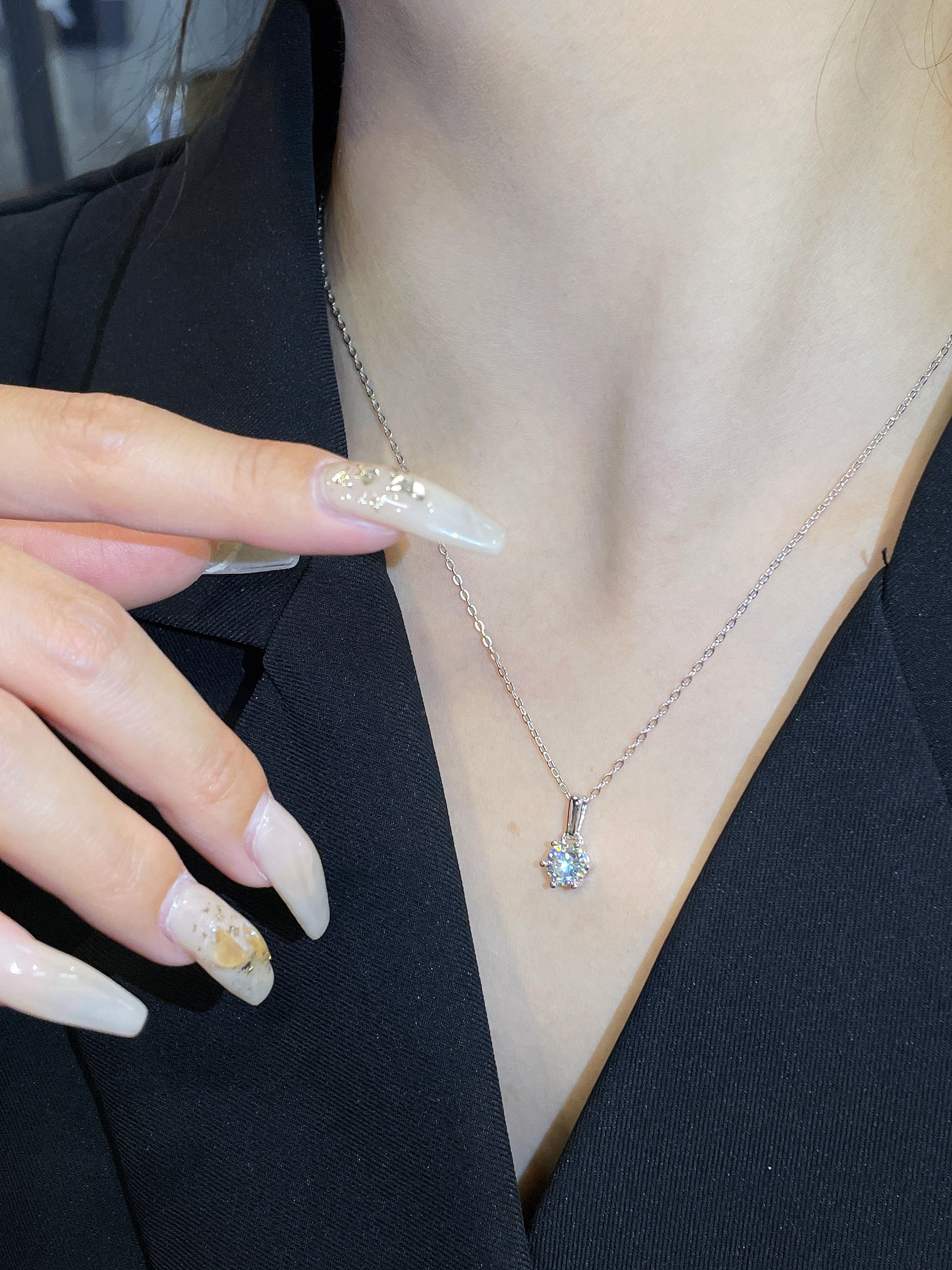 【#19】Synthetic Moissanite Necklace in 925 Sterling Silver