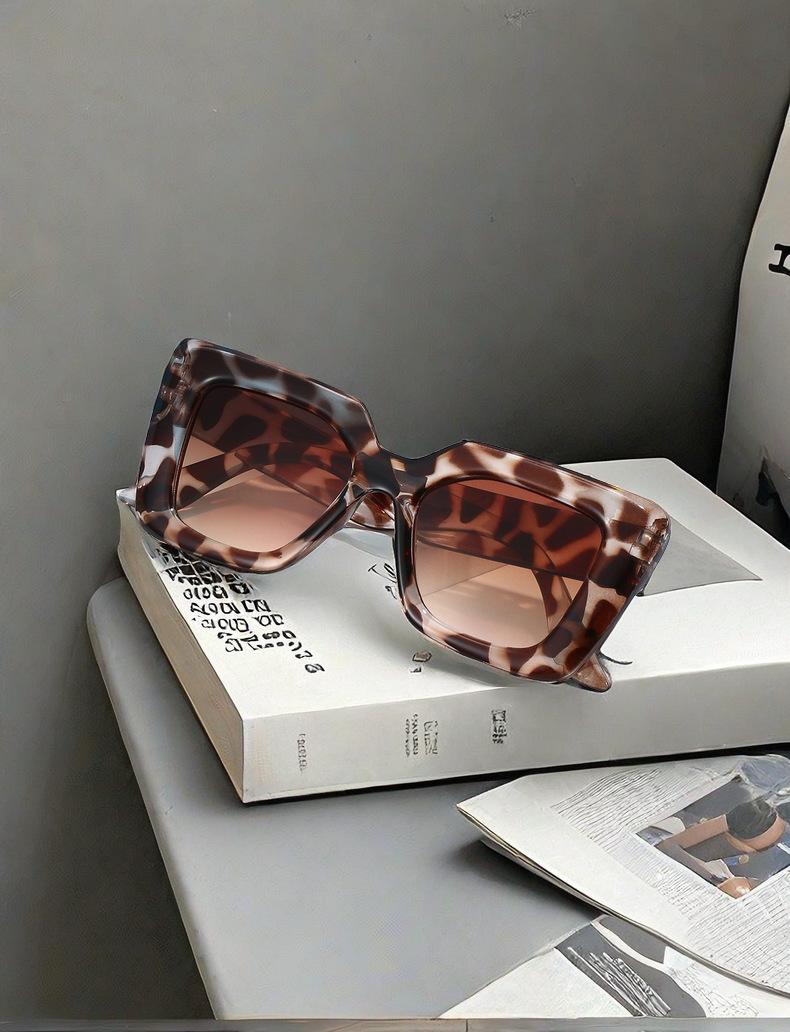 Women's 4-Piece Oversized Square Sunglasses - Semi-Rimless Chic Black Wraparound Anti-UV Lens Minimalist Fashion Eyewear for Street Style, Outdoor Use