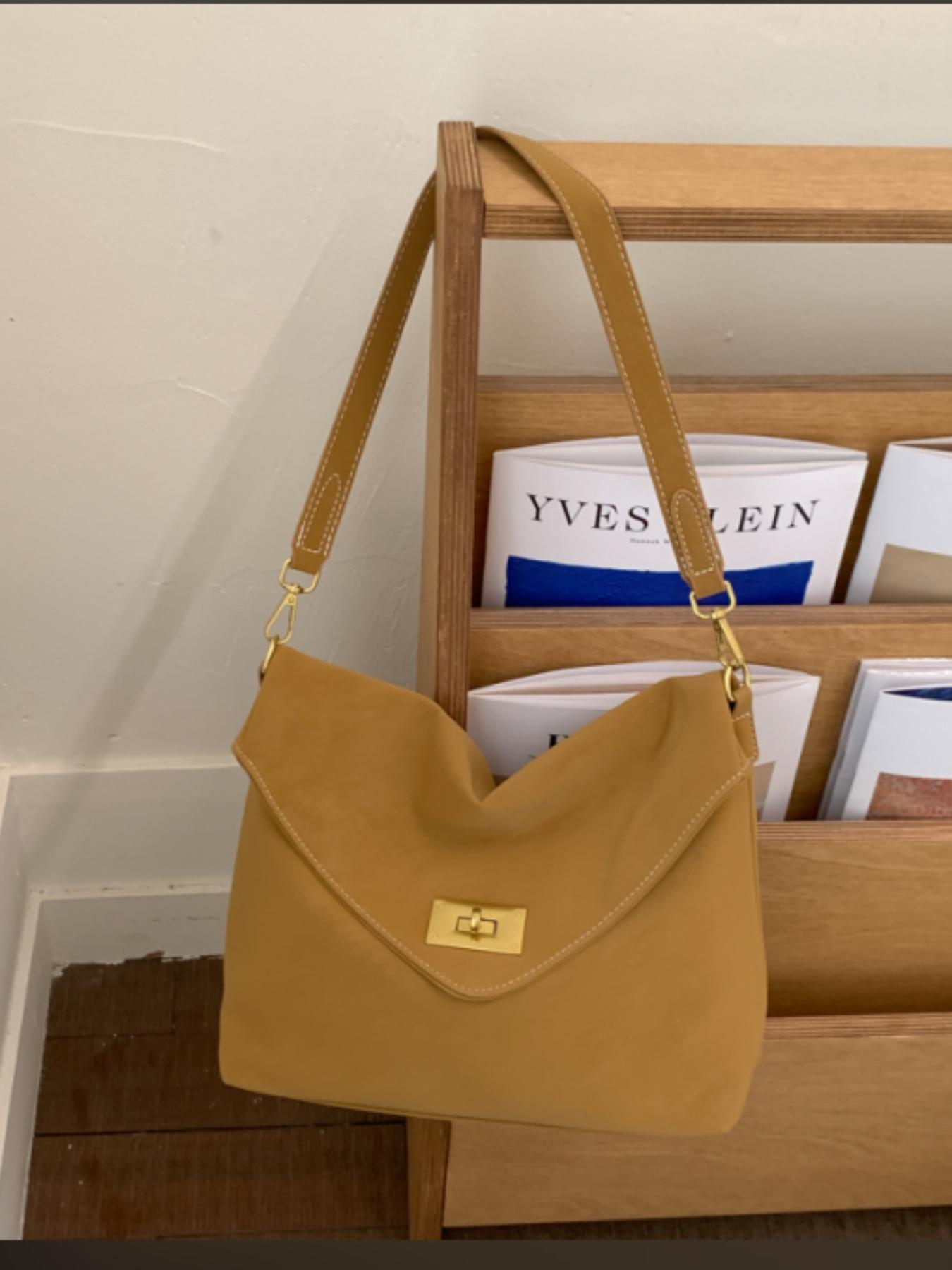 High-Value Retro Bag New Fashion Underarm Large Capacity Simple Casual Versatile Shoulder Bag for Women, Stylish and Trendy Design