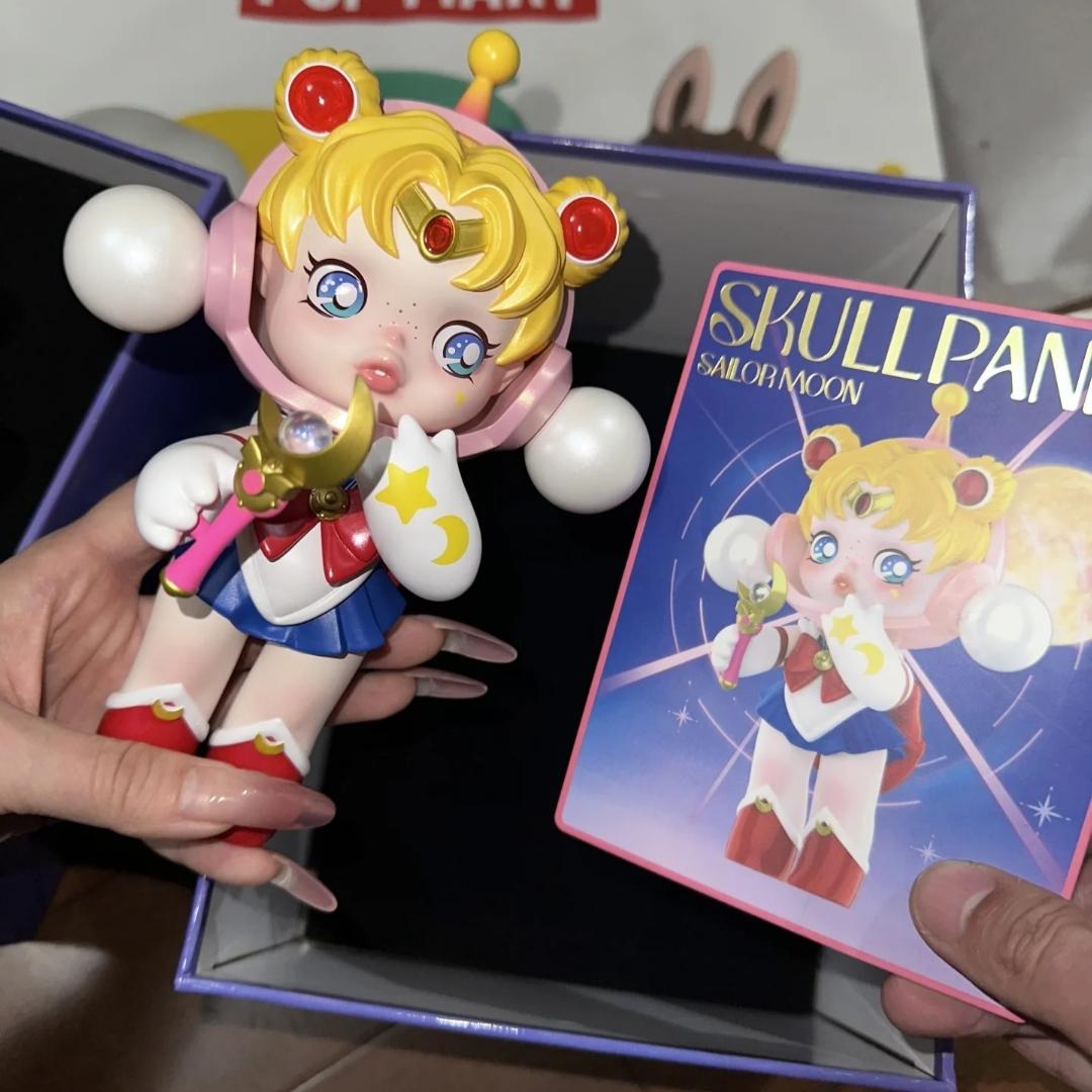 (Iris HJ8015)Sailor Moon Skullpanda POPMART