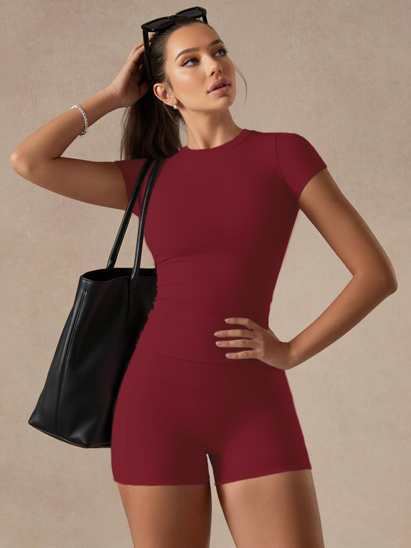 Women's Solid Color Set, Basic Versatile T-Shirt Top, Fashion Multi-Purpose Slimming Hip-Lifting Gym Shorts, Yoga Fitness Gym, Sportswear For Gym