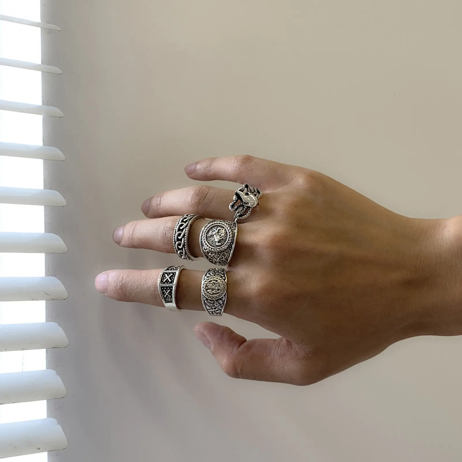 5Pcs Vintage Silver Rings Set Gothic Octopuses Cross Elephant Signet Ring Punk Hip Hop Band Jewelry Pack Birthday Gift for Men Women Boyfriend, Gothic Motifs