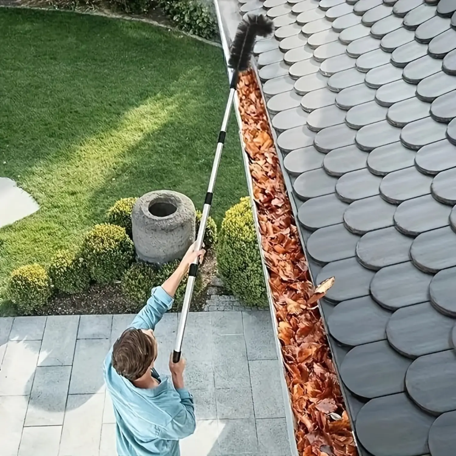[Home Relaxation] Telescopic Gutter Cleaning Brush (89.8 inches) - 7-Section Aluminum Rod, Curved Brush Head for Roof and Yard Cleaning, Easily Reach Z-Shaped Cleaning, No Power Needed, Gardening Tool| Curved Brush| Durable Aluminum, Yard Maintenance To