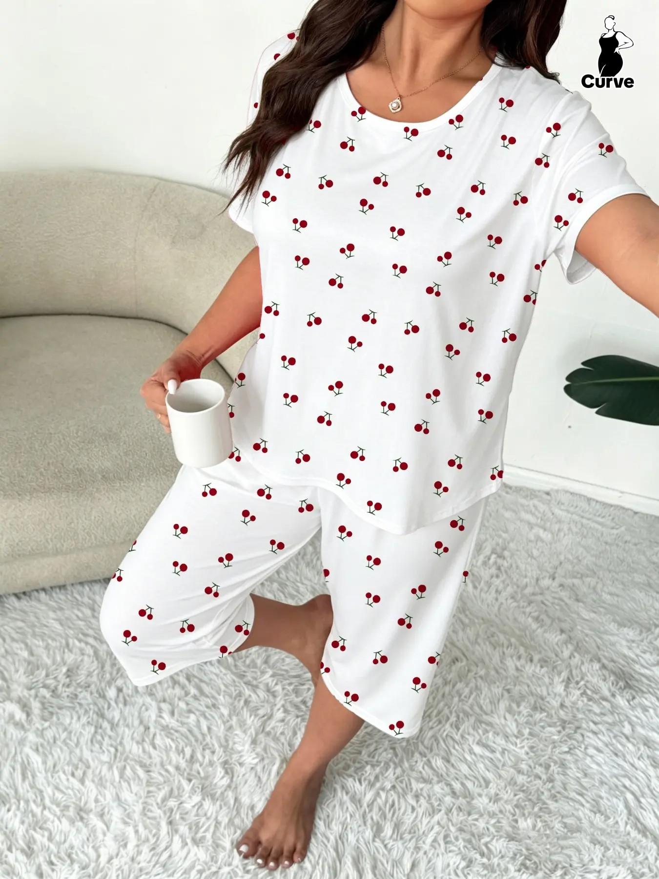 Plus-Size Women's Cherry Print Round Neck Short Sleeve Top and Capri Pants Set, Casual Pajamas Set, Comfortable Sleepwear
