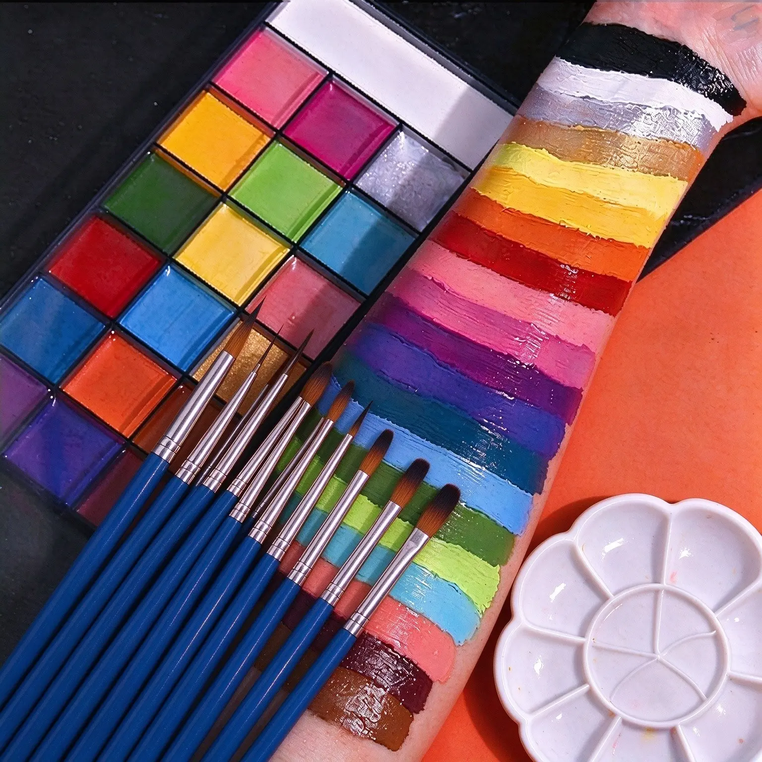 Professional Face Painting Kit, 20 Color Water-Activated Face Body Makeup Set, Includes Brushes and Palette, Non-Toxic, Ideal for Art, Parties, Halloween, Christmas