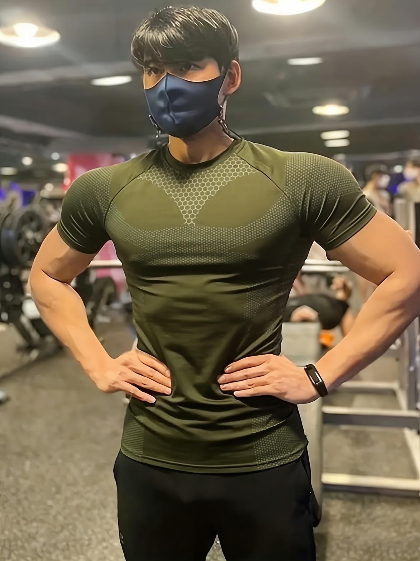 Men's Honeycomb Patchwork Quick-Dry Tight-Fit Shirt, Moisture-Wicking, Breathable, Gym Training Muscle-Defining T-Shirt, All Seasons