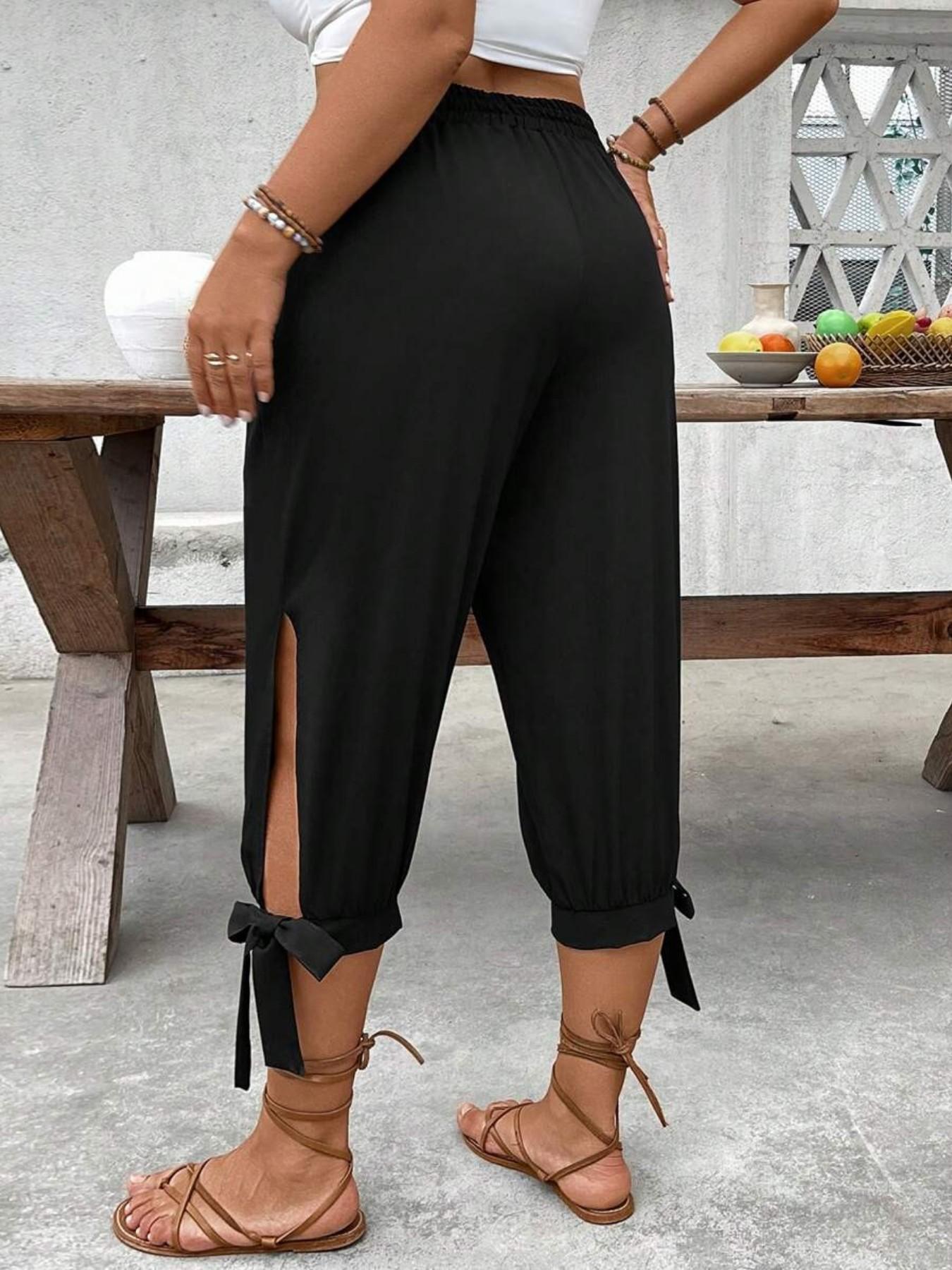 Women's Plus Size Three-Quarter Pants, Elastic High Waist Design, Side Slit Detail, Comfortable and Stylish Casual Bottoms, Casual Style Bottoms, Casual Fashion Pants