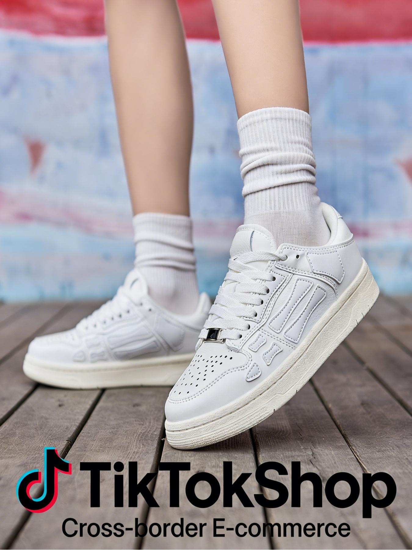 "The Cleanfit Wardrobe Answer" neutral minimalist shoes arrived. 'A clean visual easily crafts an intellectual vibe.' Pairs with suits, jeans, and more—the quick, go-to solution for elevated looks when you're in a rush.