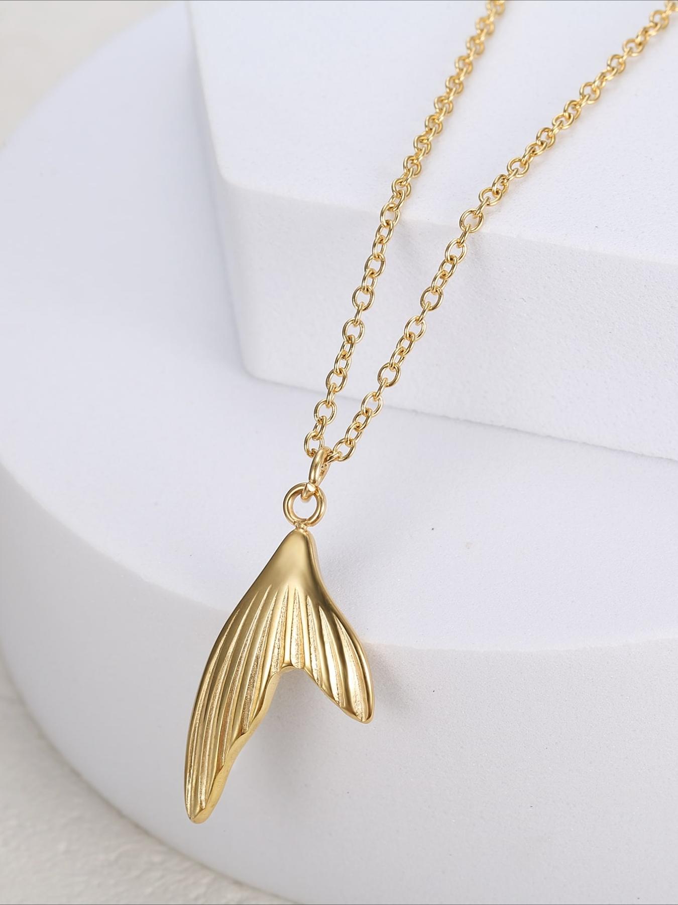 Extremely Simple Style Three-dimensional Fish Tail Stainless Steel Necklace, Seaside Vacation Atmosphere, Personalized Necklace, Versatile Necklace