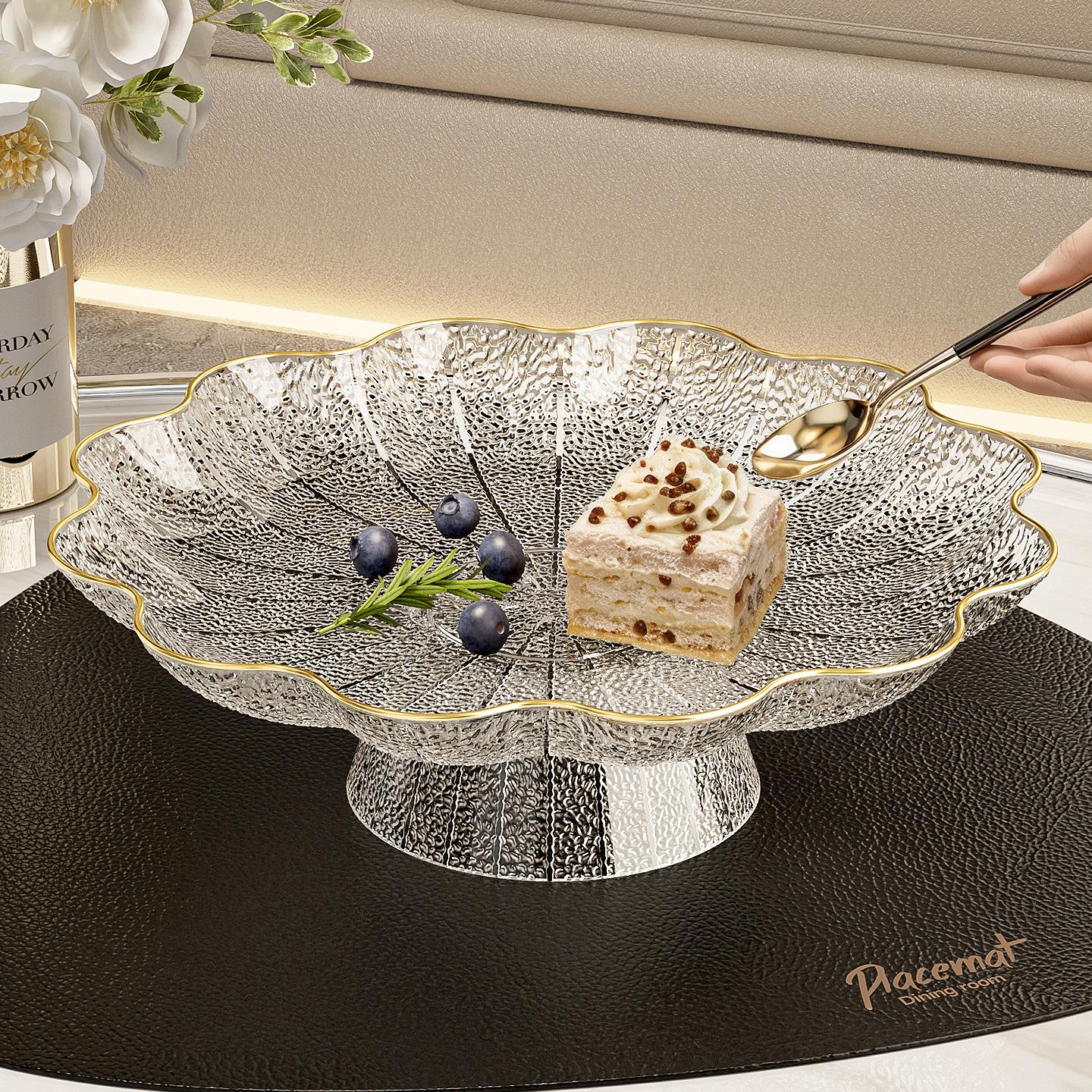 Beautiful Multi-Layer Fruit and Snack Tray, Round Plastic Design with Elegant Leaf Pattern, Perfect Kitchen Decoration, Salad Serving Plates