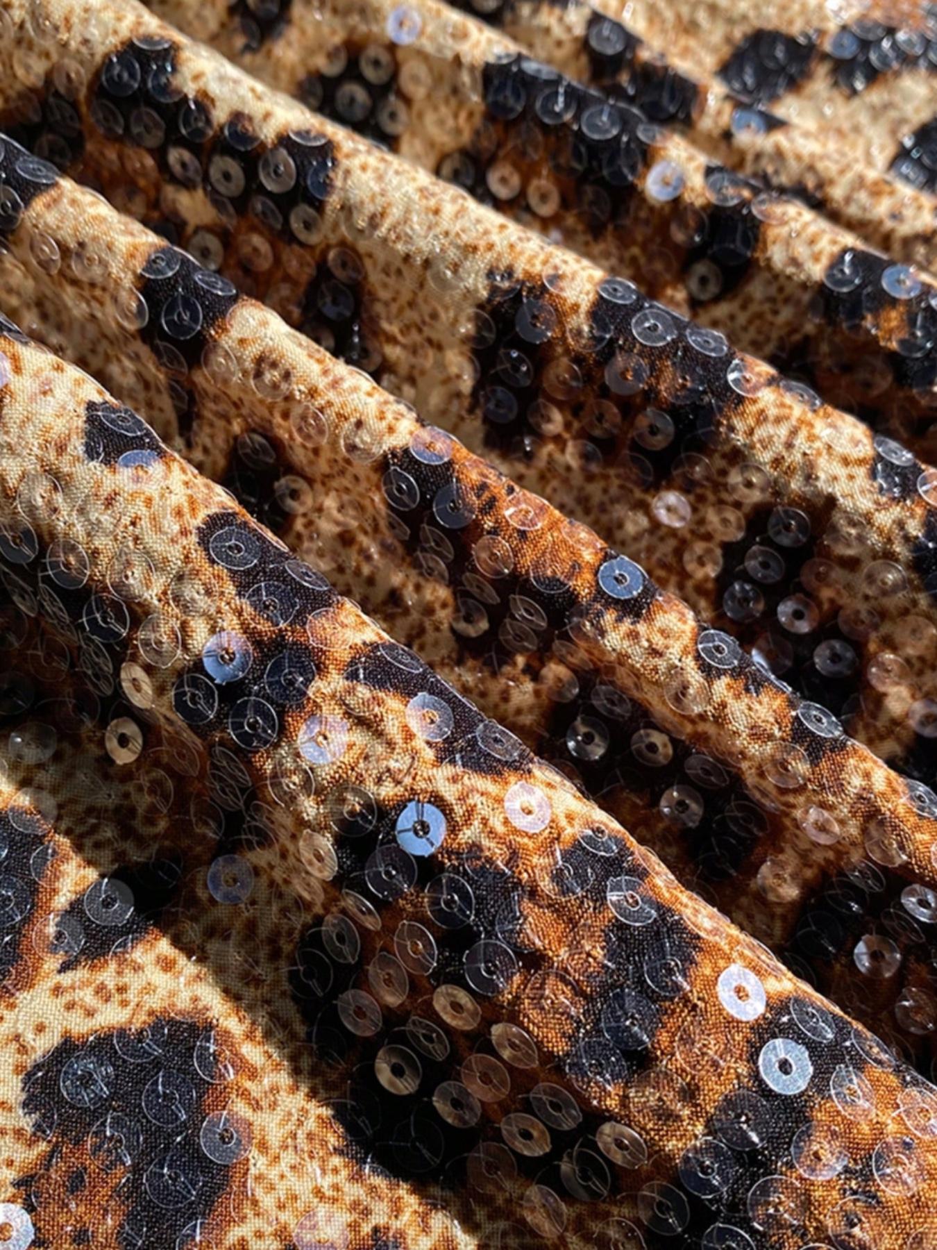 Women's Elastic Sequin Leopard Print Vest, Stylish Design, Sleeveless Tank Top For Spring And Summer，Perfect for Casual Wear, Comfortable and Trendy Fashion Piece