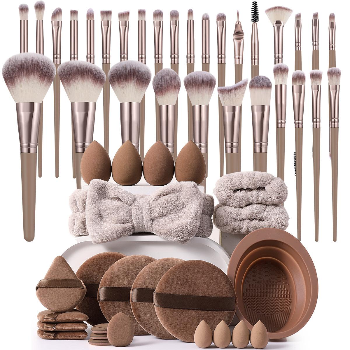 Best-Selling 56-Piece Women's Makeup Set Includes Makeup Brushes, Beauty Sponges, Wash Bag, Perfect Makeup Look, Makeup Brush Kit