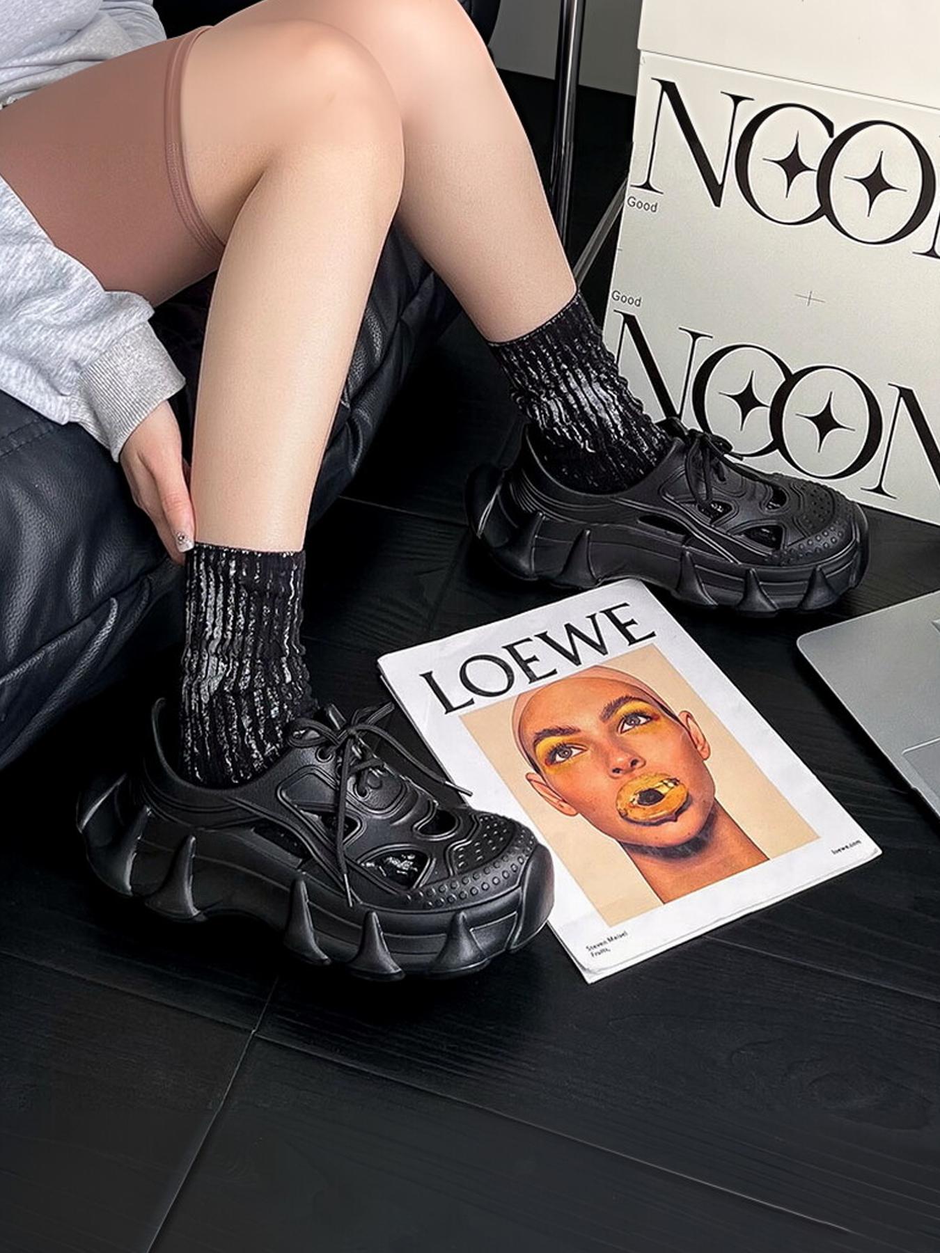 Women's Casual Slip-On Slippers Lightweight Non-Slip Soft Sole Indoor Outdoor Beach Shower Slips Breathable Comfy Flat Summer Shoes for Ladies