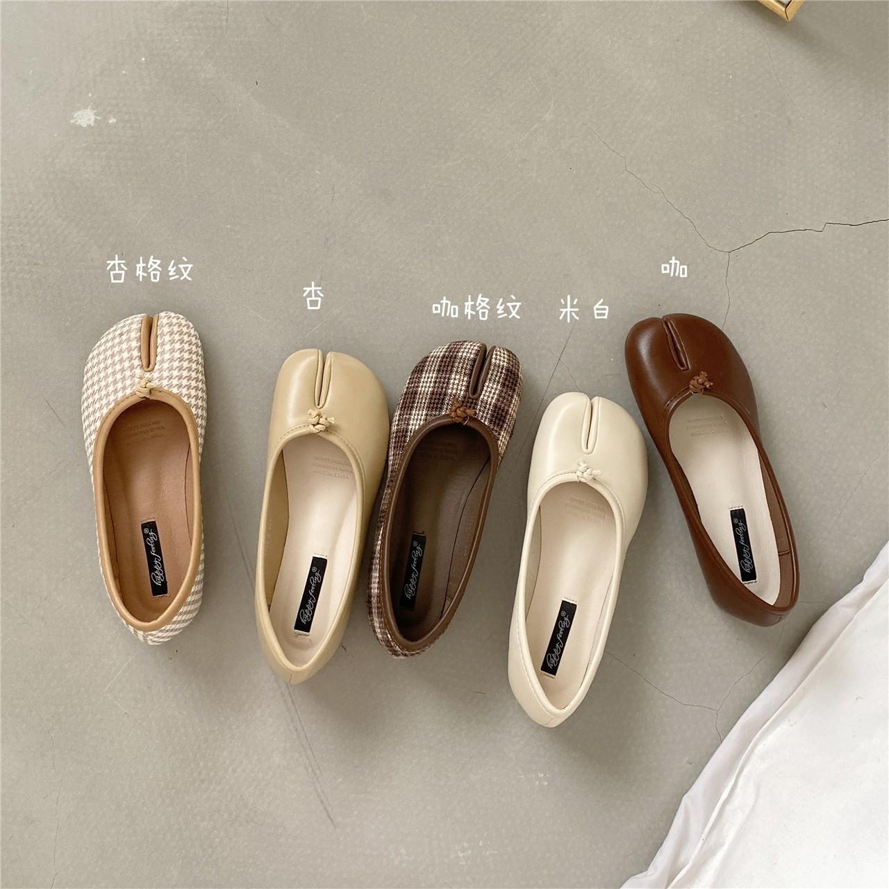 Comfortable Women’s Tabi Split Toe Ballet Flats Slip On Loafers Houndstooth and Solid Colors for Casual Daily Wear
