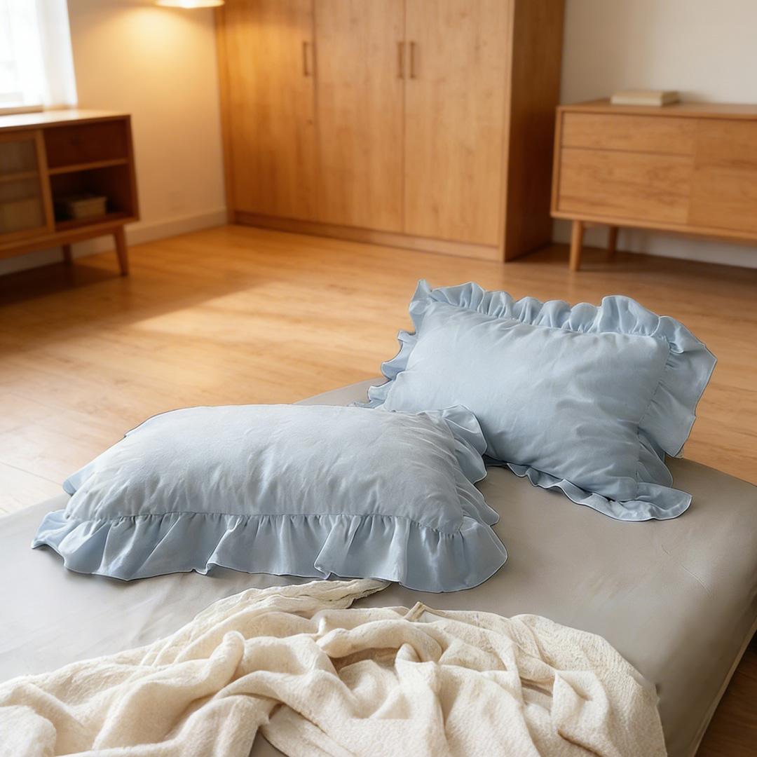 2Pcs French Ruffle Throw Pillowcases, Solid Color Gentle Design, Skin-friendly Breathable and Comfortable, Suitable for Bedroom, Dorm and Home Decoration Daily Use
