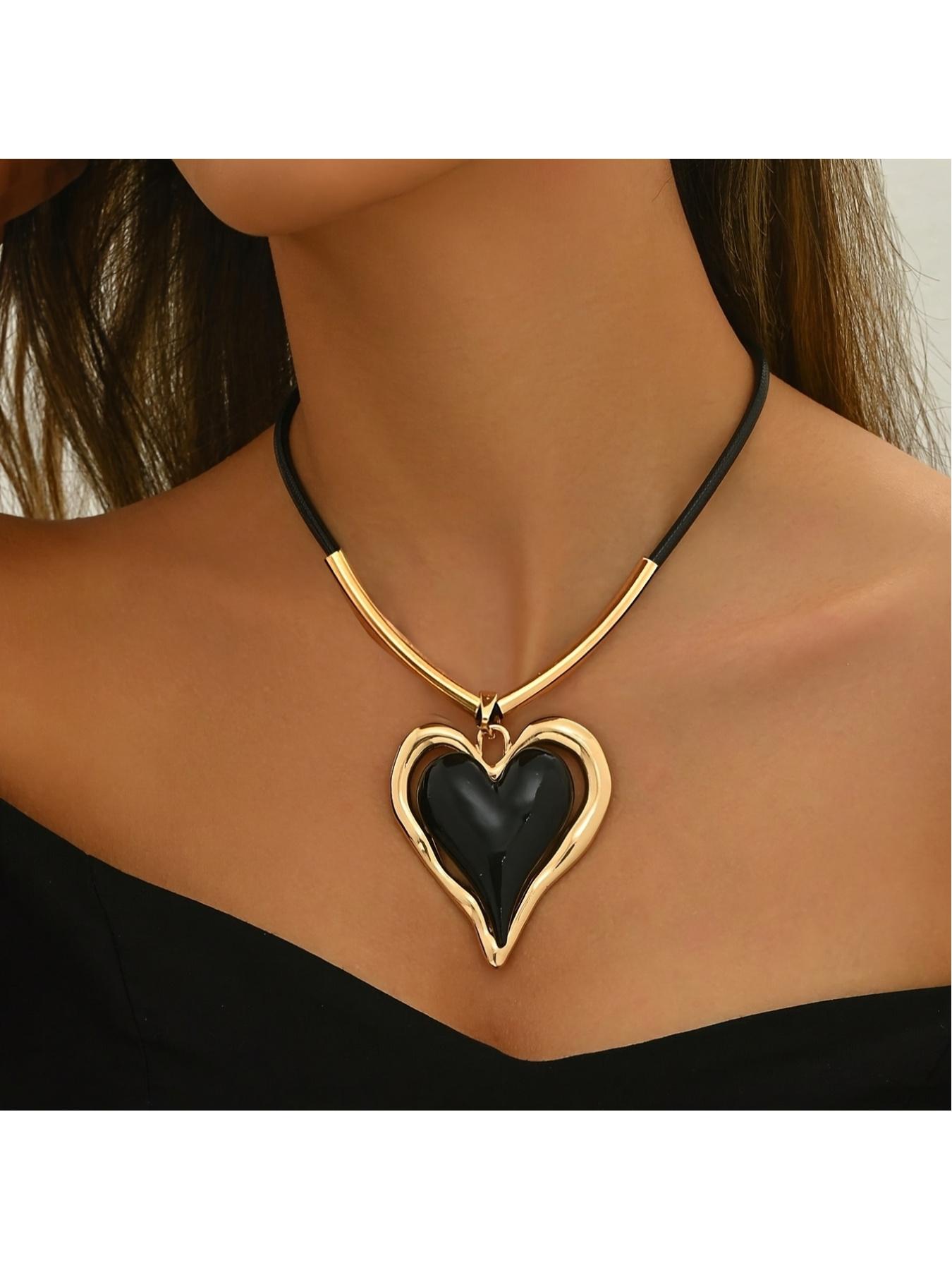 Fashion Big Heart Pendant Clavicle Necklace Black Rope Chain for Women Girls Trendy Jewelry Gift 2024 New Arrival