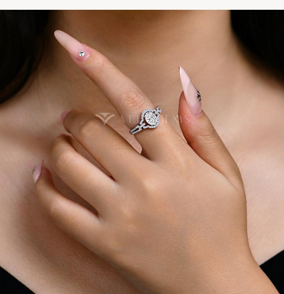 1.5CT Oval Shape D Color VVS1 Synthetic  Moissanite Ring for Women Birthday Gift Daily wear Fine Jewelry R194