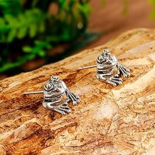 Frog Earrings for Women Cute Stuff Vintage Frogs Shaped Stud Earring Funny Cute 3D Animal Earrings Whimsical Jewelry Unique Gifts for Women Mothers Day Gifts