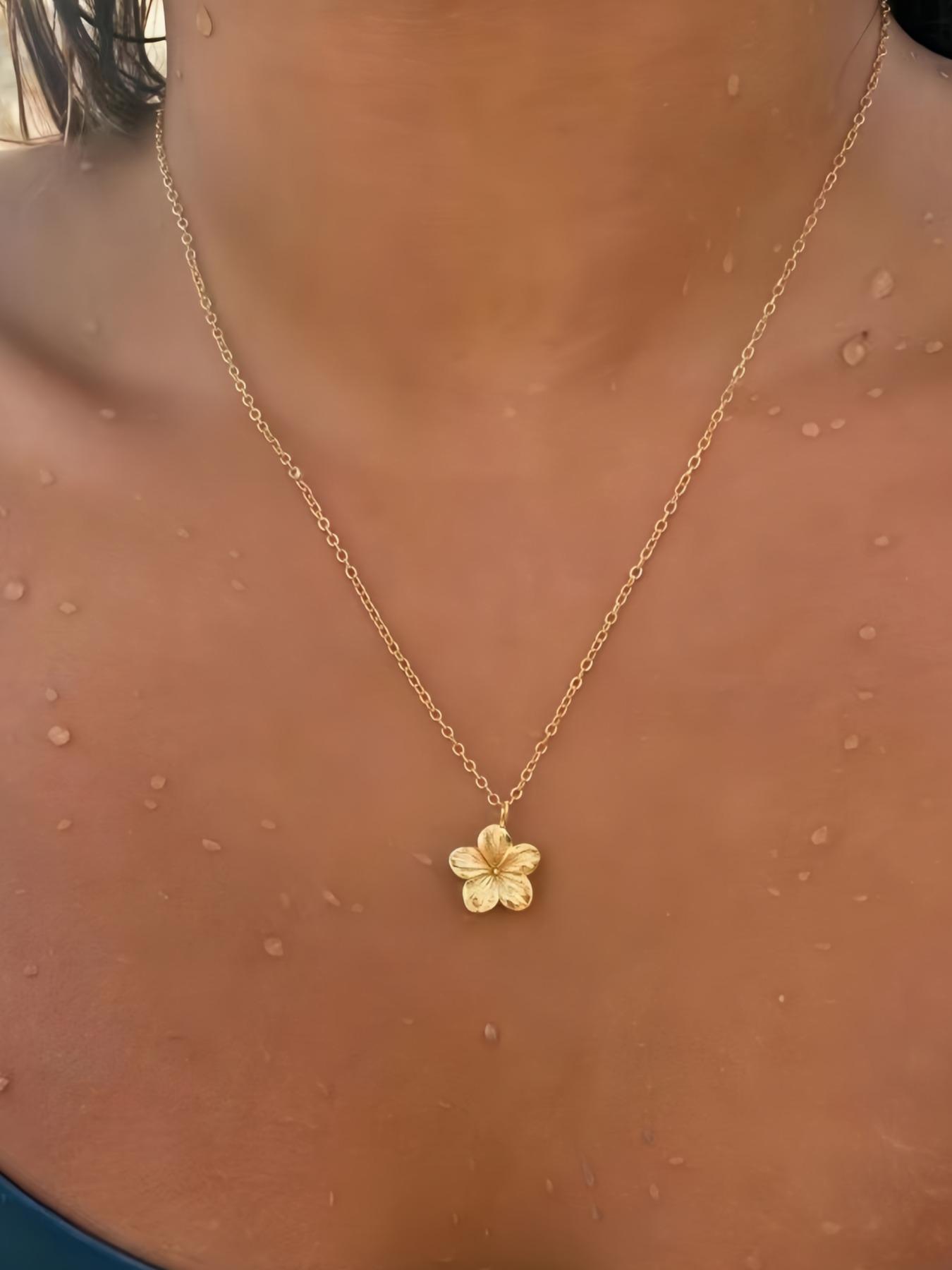 Necklace Bohemian Necklace Flower Pendant Hawaiian Style, Cute Delicate Little Flower Necklace Ladies, Valentine's Day Gift