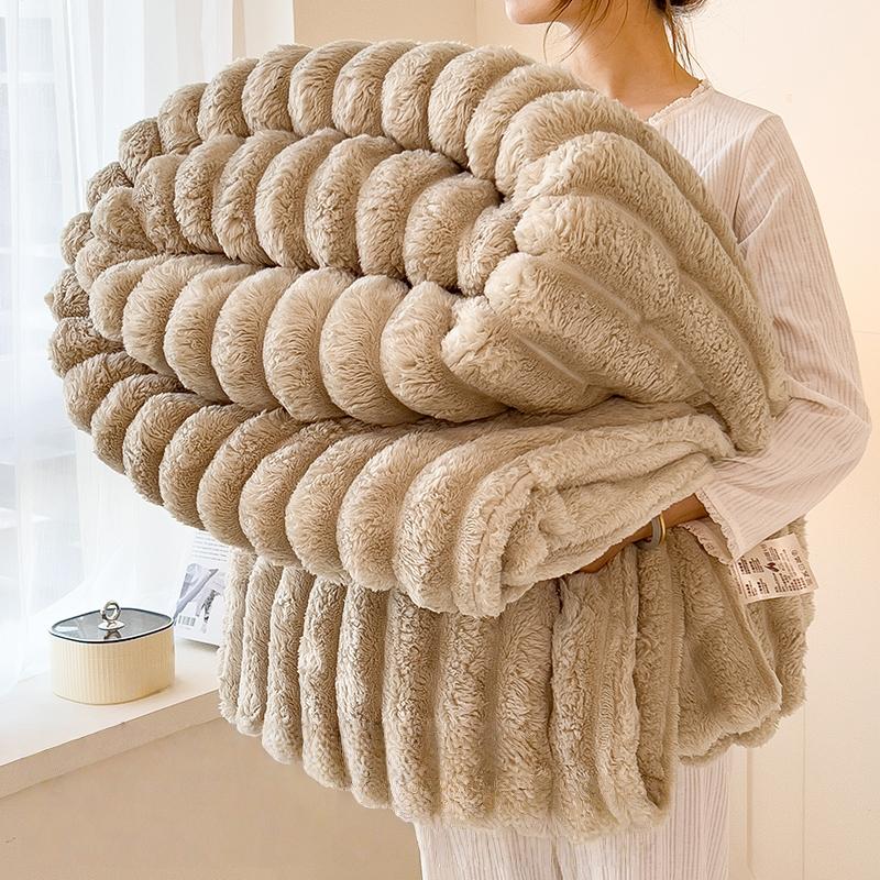 Faux Rabbit Fur Soft Fleece Blanket, Thick Warm Blanket, Soft Fluffy Blanket, Warm Bedroom Blanket, Warm & Cozy Throw Blanket, Versatile All-Season Gift for Home, Office & Travel, Available in Twin/Full/Queen/King Sizes