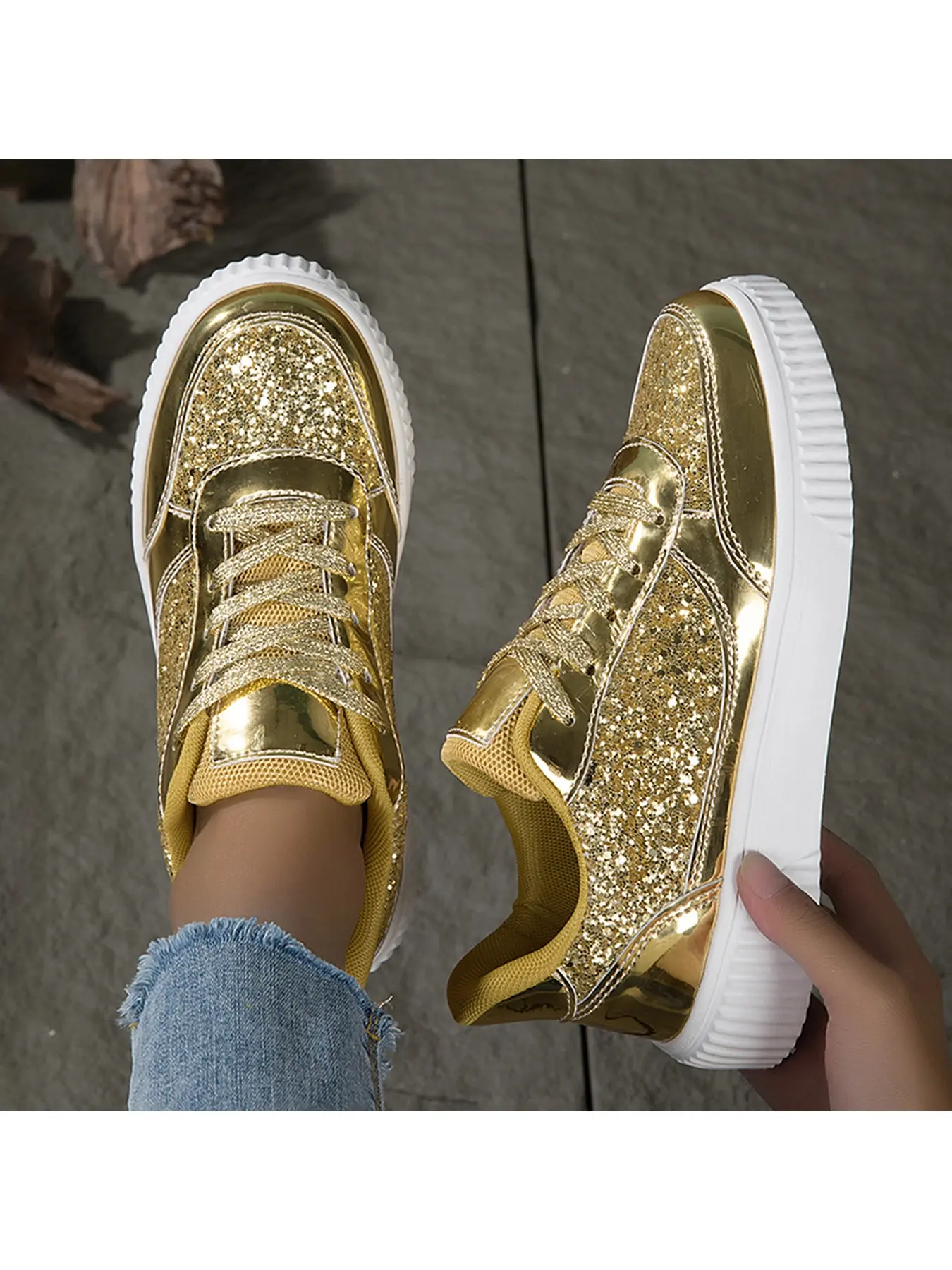Women Glitter Gold Platform Sneakers Metallic Shiny Sequins Lace Up Skate Shoes Sports Shoes Non-slip White Thick Sole Fashion Party Daily Casual Footwear