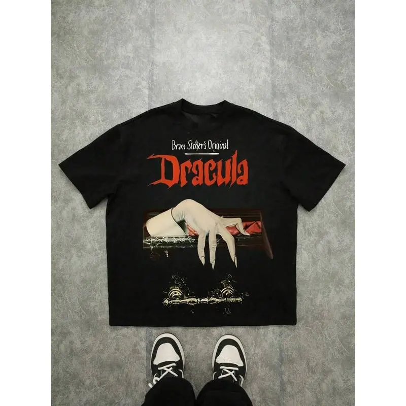 Bram Stoker's Dracula Graphic Tee,Comfortable Casual Short Sleeve, 220 Grams Heavyweight Cotton Printed T-Shirt,Oversized,Halloween