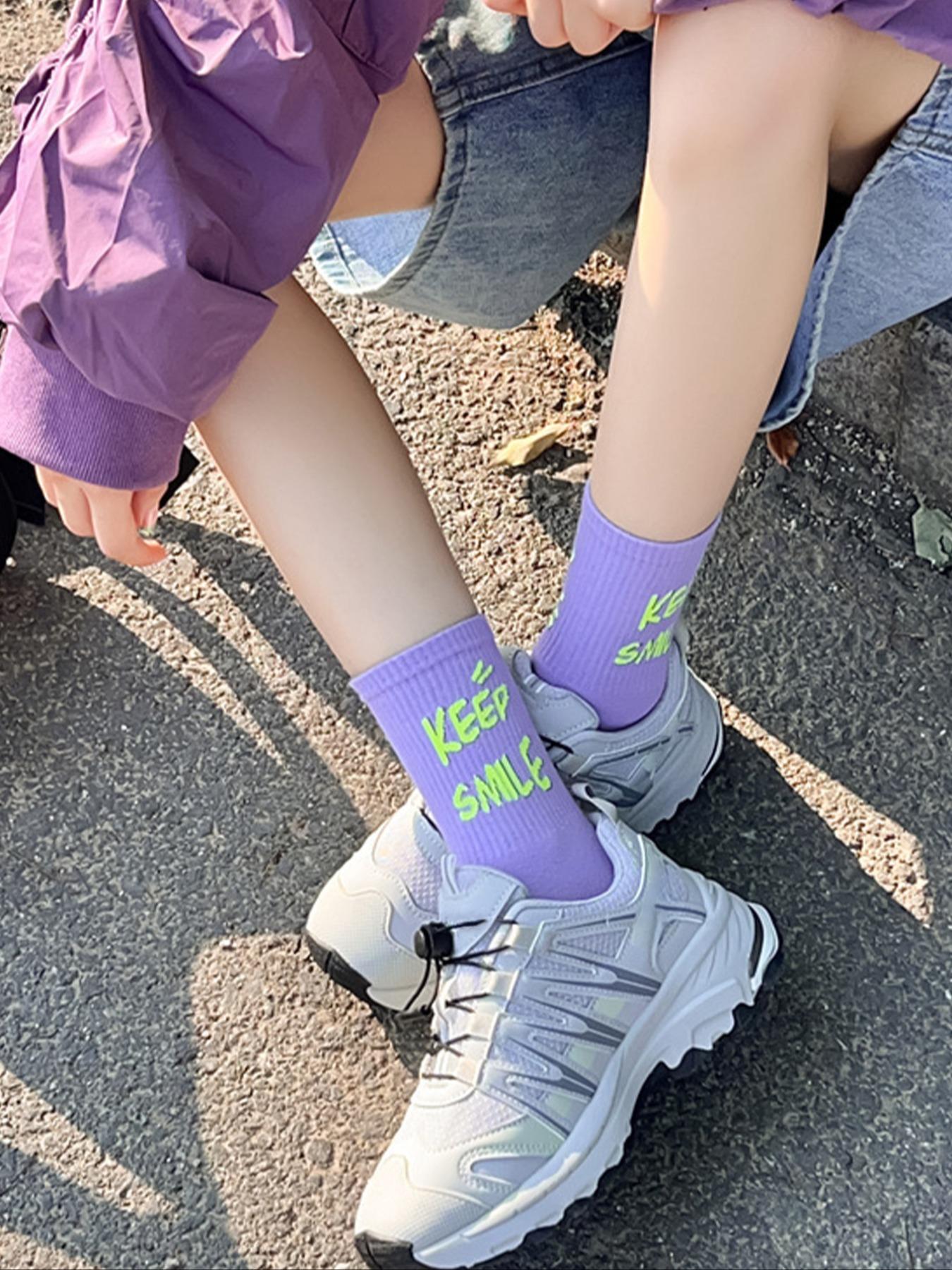 Women's Casual Letter Pattern Street Style Mid-Calf Socks, 4 Pairs, Perfect for Daily Wear, Trendy and Unique Design