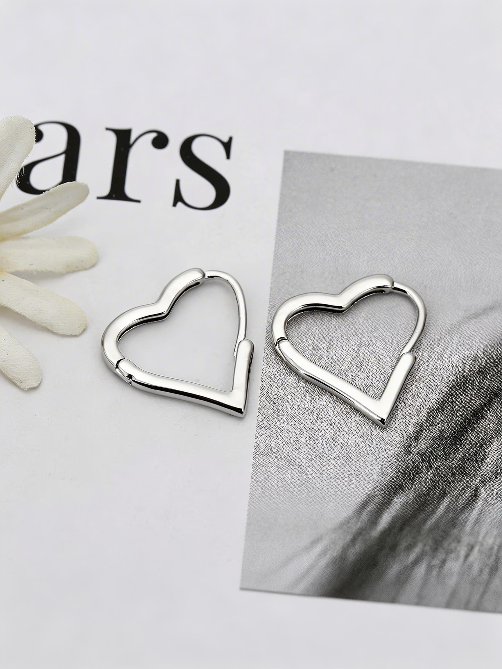 Heart-Shaped Earrings, Low Allergy High-Quality Stainless Steel, Elegant and Simple, Perfect for Daily Wear or Party Decor, Creative Valentine's Gift