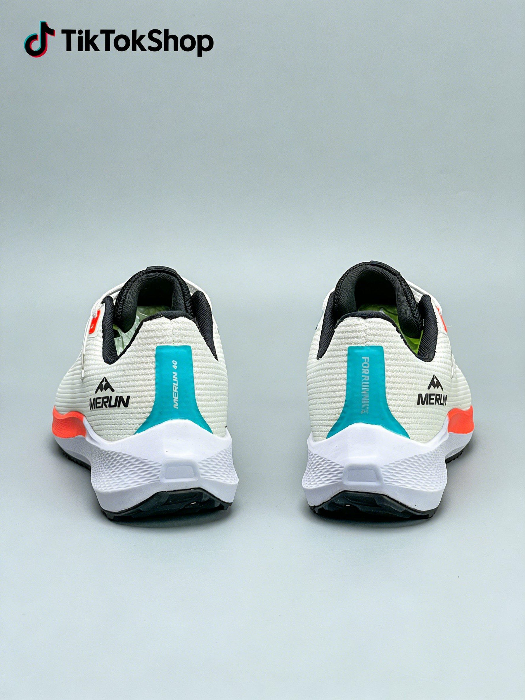 TikTok Trending Unisex Breathable Mesh Lightweight Running Shoes Comfortable Soft Sole Lace Up Athletic Sneakers for Running Gym Daily Wear