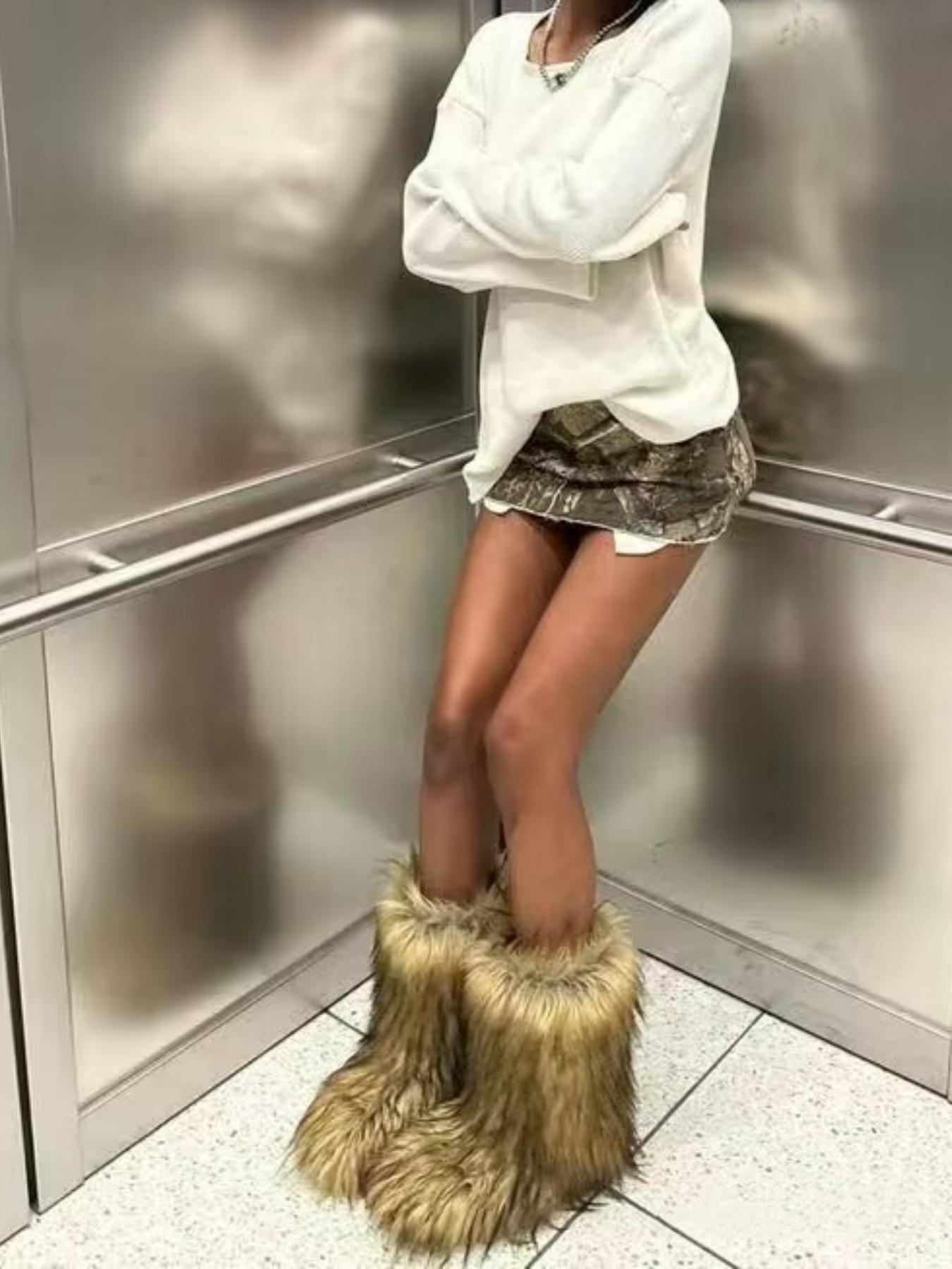 Shaggy boots 2000s Women's Ombre Faux Fur Design Snow Boots, Casual Warm Rubber Boots for Winter, Female All-match Round Toe Boots for Daily Wear  shaggy boots