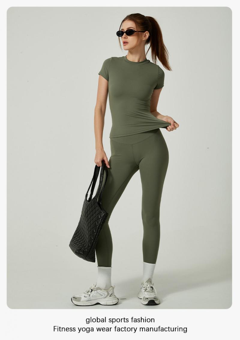 Solid color sports T-shirt set, round neck, slim fit, stretchy fabric, suitable for yoga and gym workouts, women's sportswear, sporty style clothing, fitness shirt, workout top, loose fitness shirt, fitness set