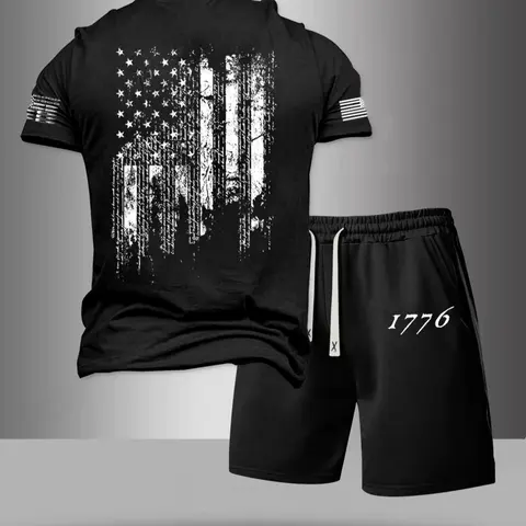 Two-Piece Set Men's American Flag Print Tee & Pocket Drawstring Waist Shorts Set, Regular Fit Casual Crew Neck Short Sleeve T-shirt & Track Shorts, Men's Clothing for Outdoor Wear