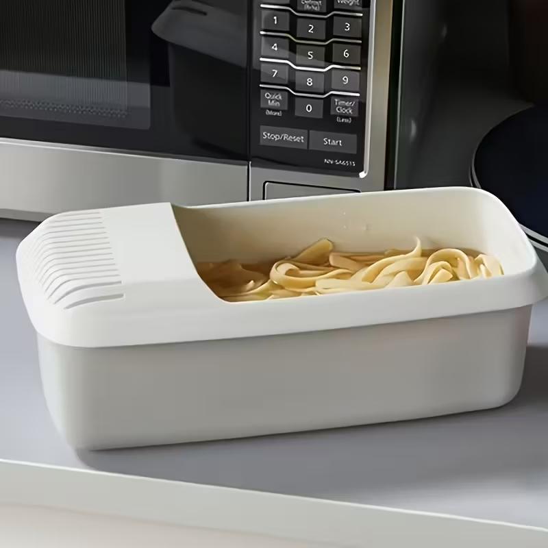 Microwave Pasta Cooker 4-Person Set, No Boiling Water Needed, Non-Stick Design, Easy Clean, Durable Food-Grade Plastic, Space-Saving Kitchen Tool