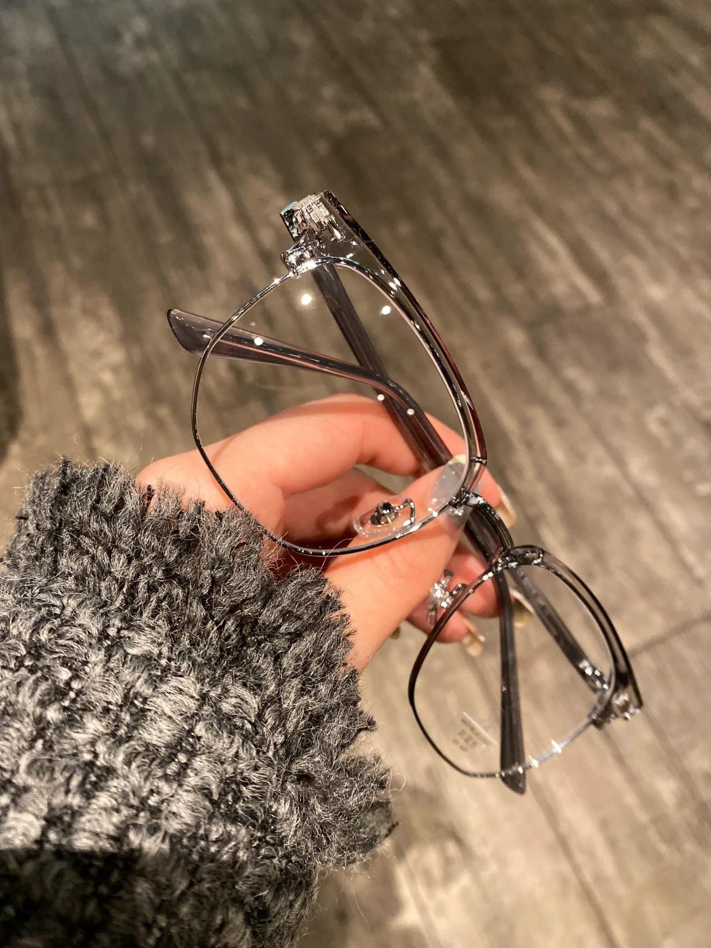 Frozen Series Blue Light Blocking Glasses Retro Clear View for Eye Protection Computer Vision Glasses Men Women Computer Gaming Glasses Rectangle TR90 Frame Anti Eyestrain UV 400 Stylish Lentes Classic Summer Eyewear - Eyeglasses Set