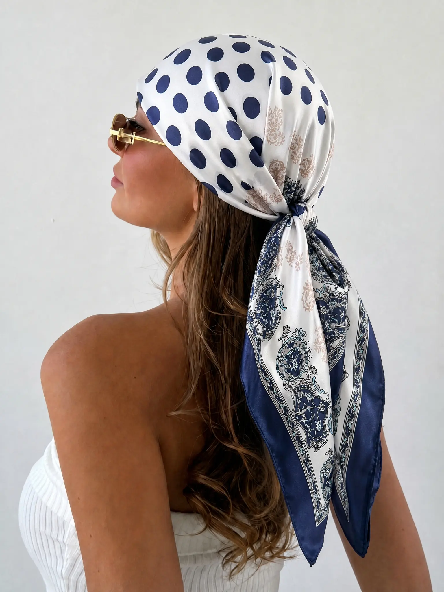 01# Dark Blue Polka Dots