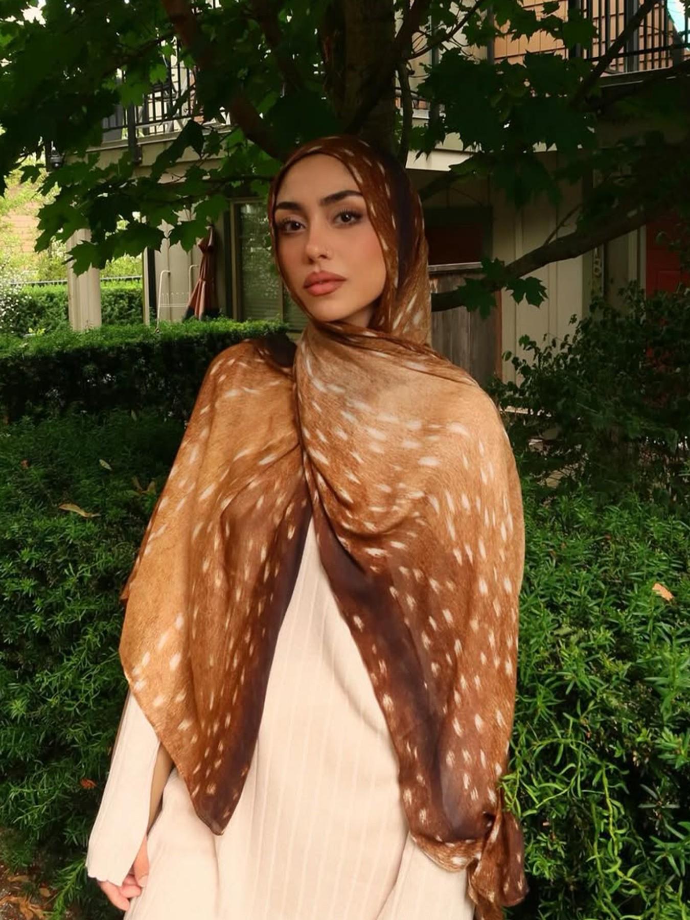 Women's Bohemian Watercolor Deer Print Hijab Scarf, Casual Street Style Headscarf, Daily Wear, Fall & Winter Fashion Accessory