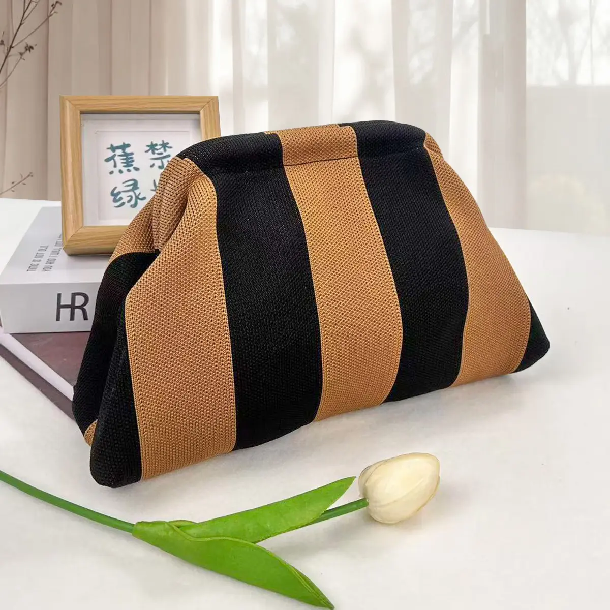 Thick Stripes [Black + Coffee]
