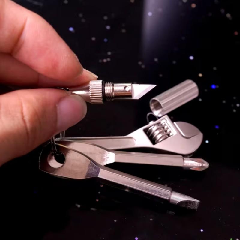 4-In-1 Pocket Mini Tool Set, Edc Portable Multi-Tool Kit, Multifunctional Tool, Compact Design for Daily Use & Emergency Preparedness, Durable Construction, Keychain Portability