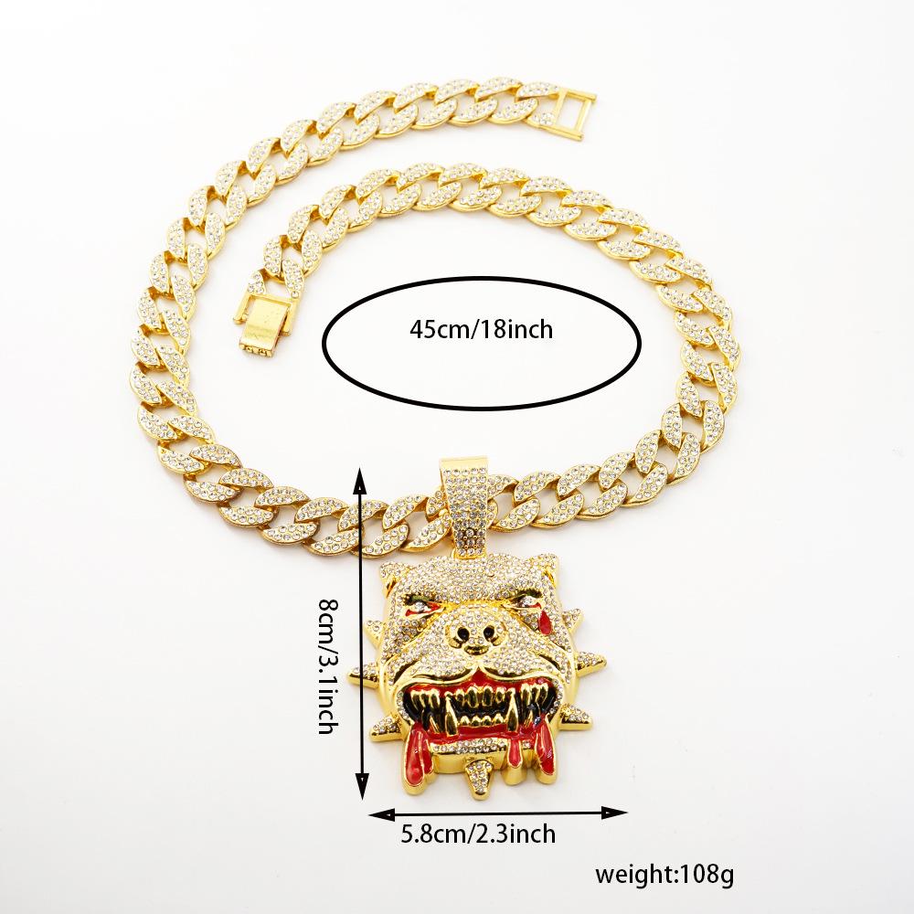 Hip-hop personalized bulldog pendant necklace, trendy, stylish, and cool men's accessory